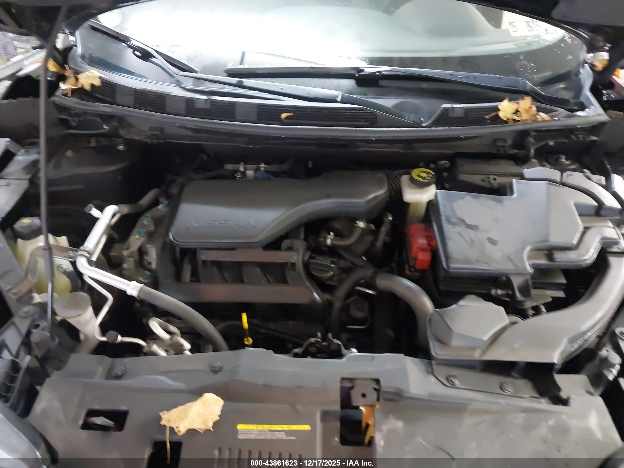 NISSAN ROGUE image 10