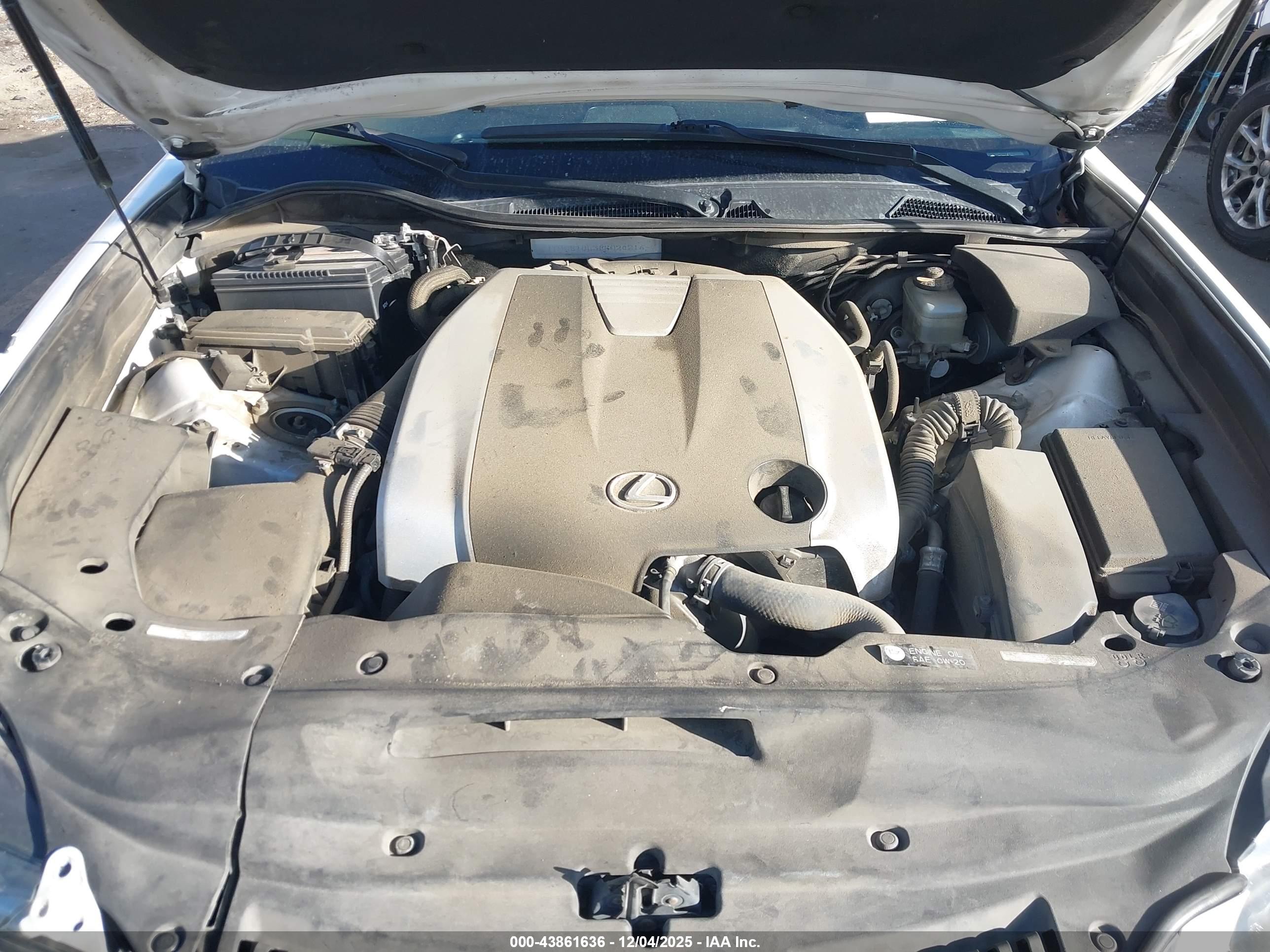 LEXUS GS image 10