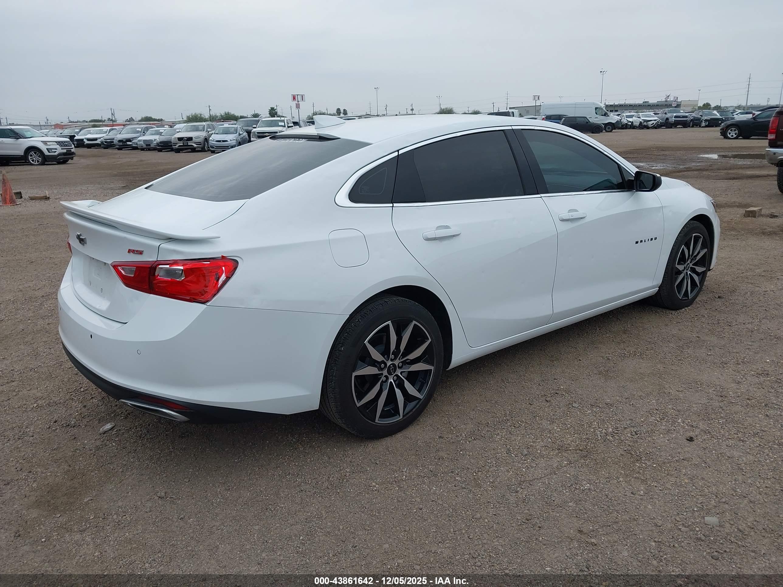 CHEVROLET MALIBU image 4