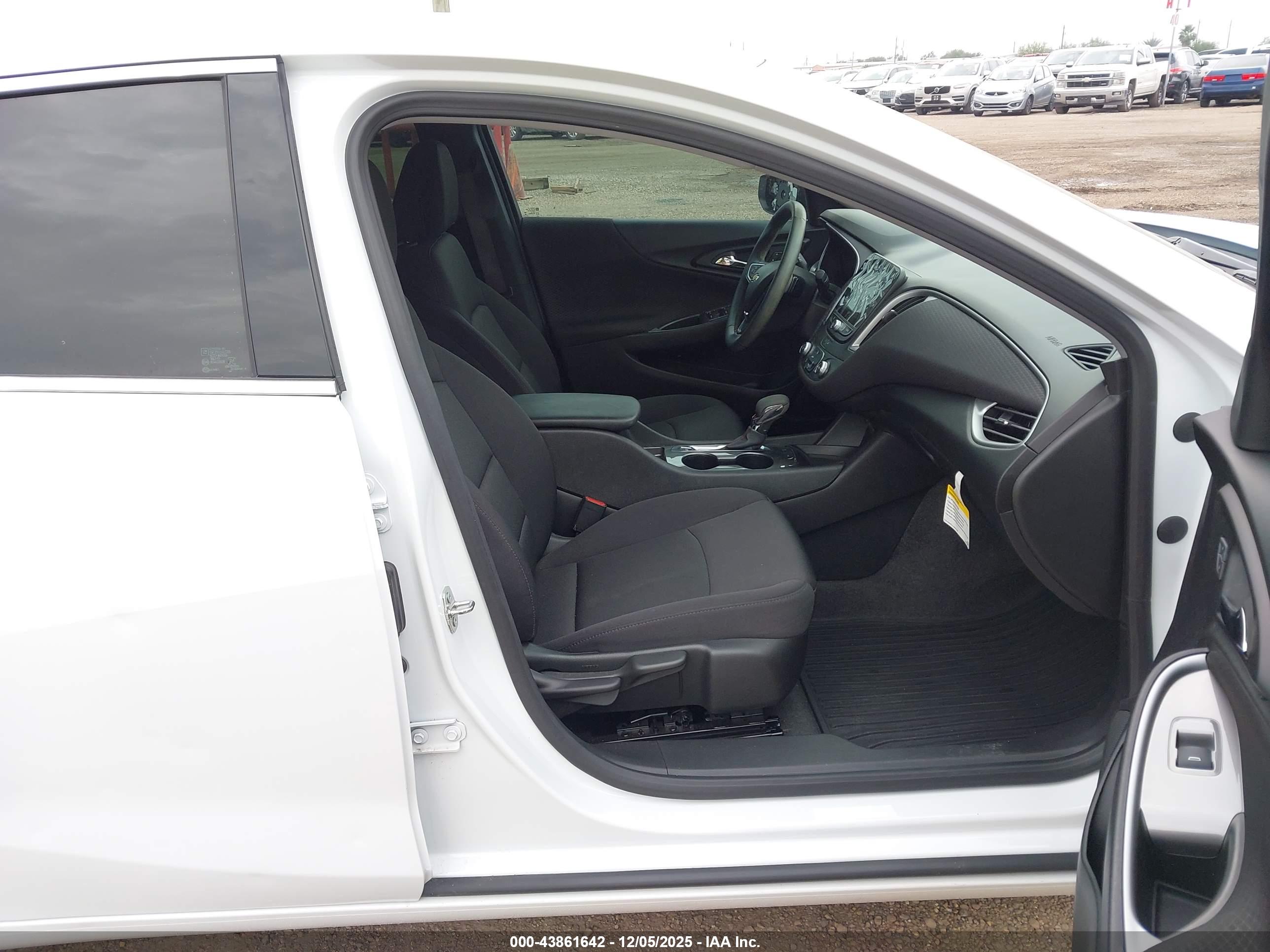 CHEVROLET MALIBU image 5