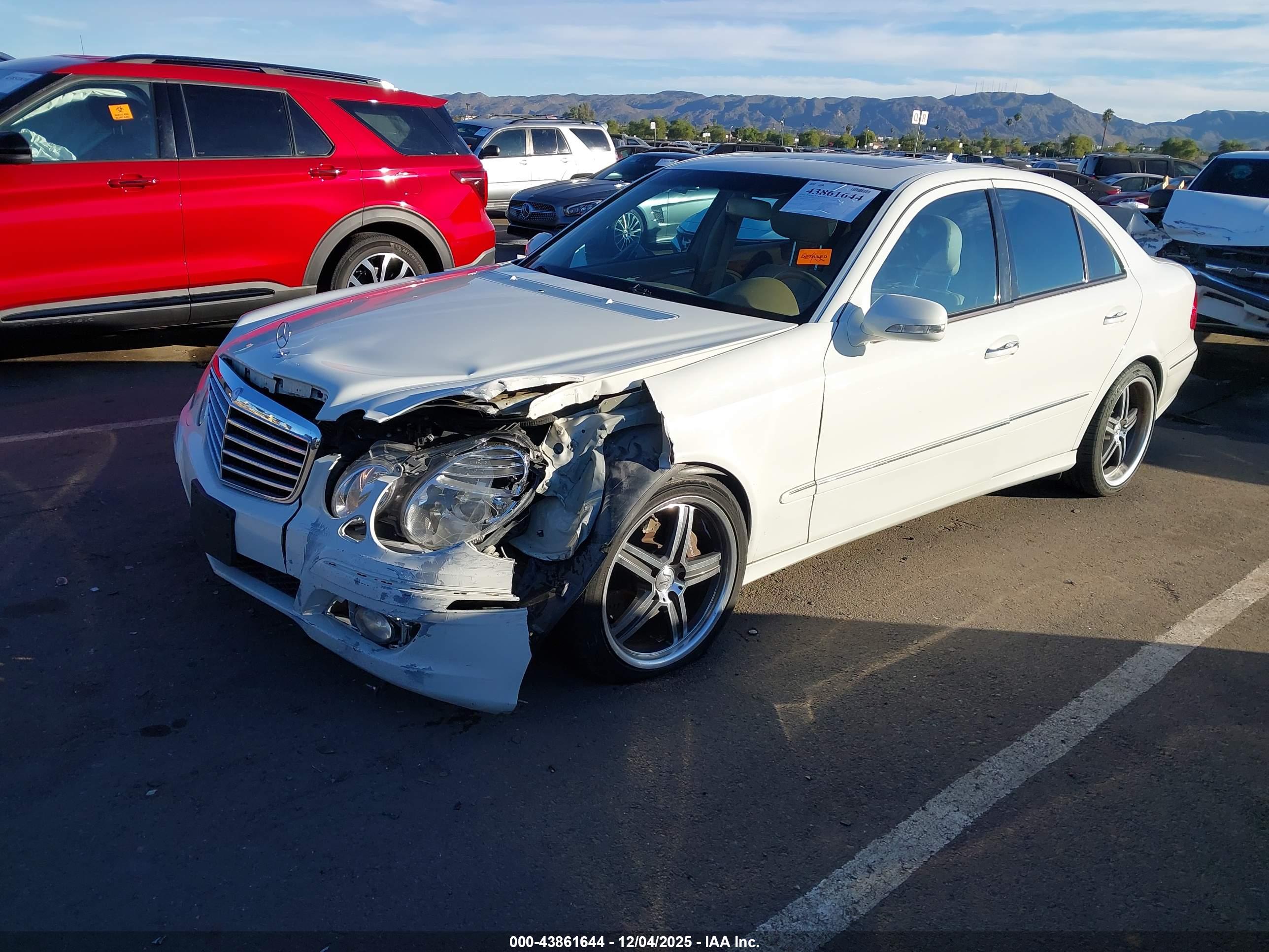 MERCEDES-BENZ E image 6