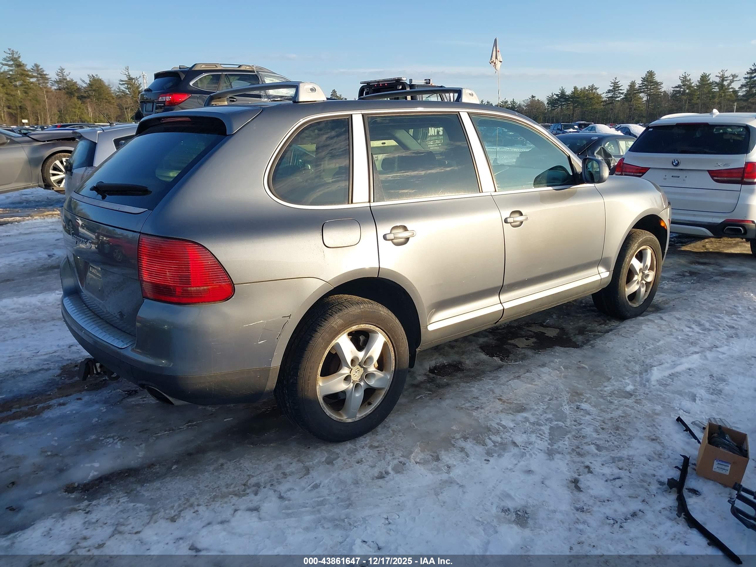 PORSCHE CAYENNE image 4