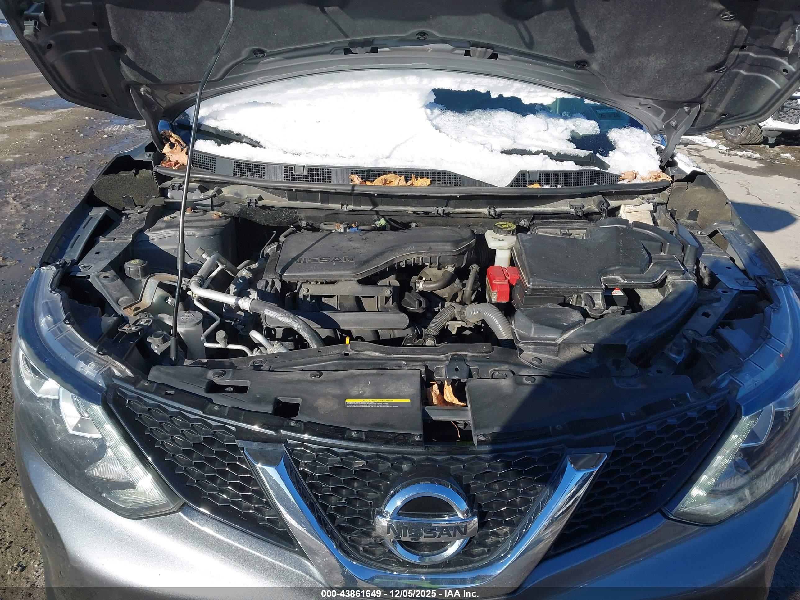NISSAN ROGUE image 10