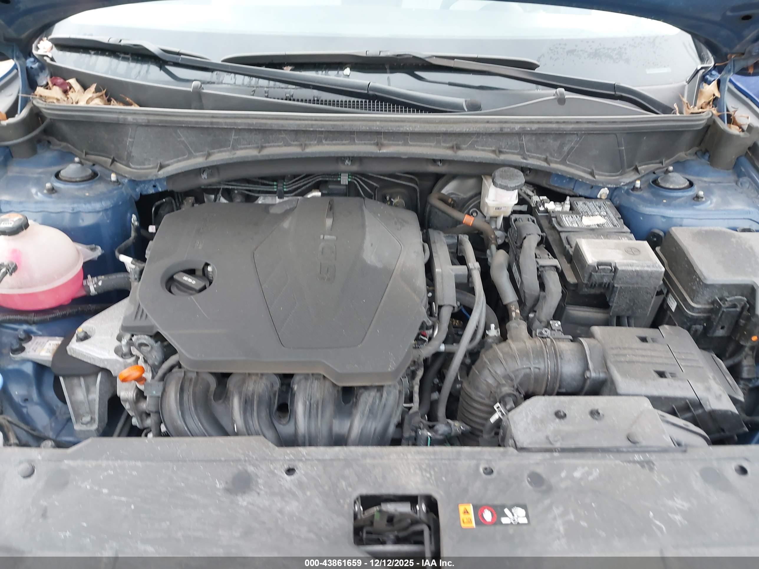 HYUNDAI TUCSON image 10