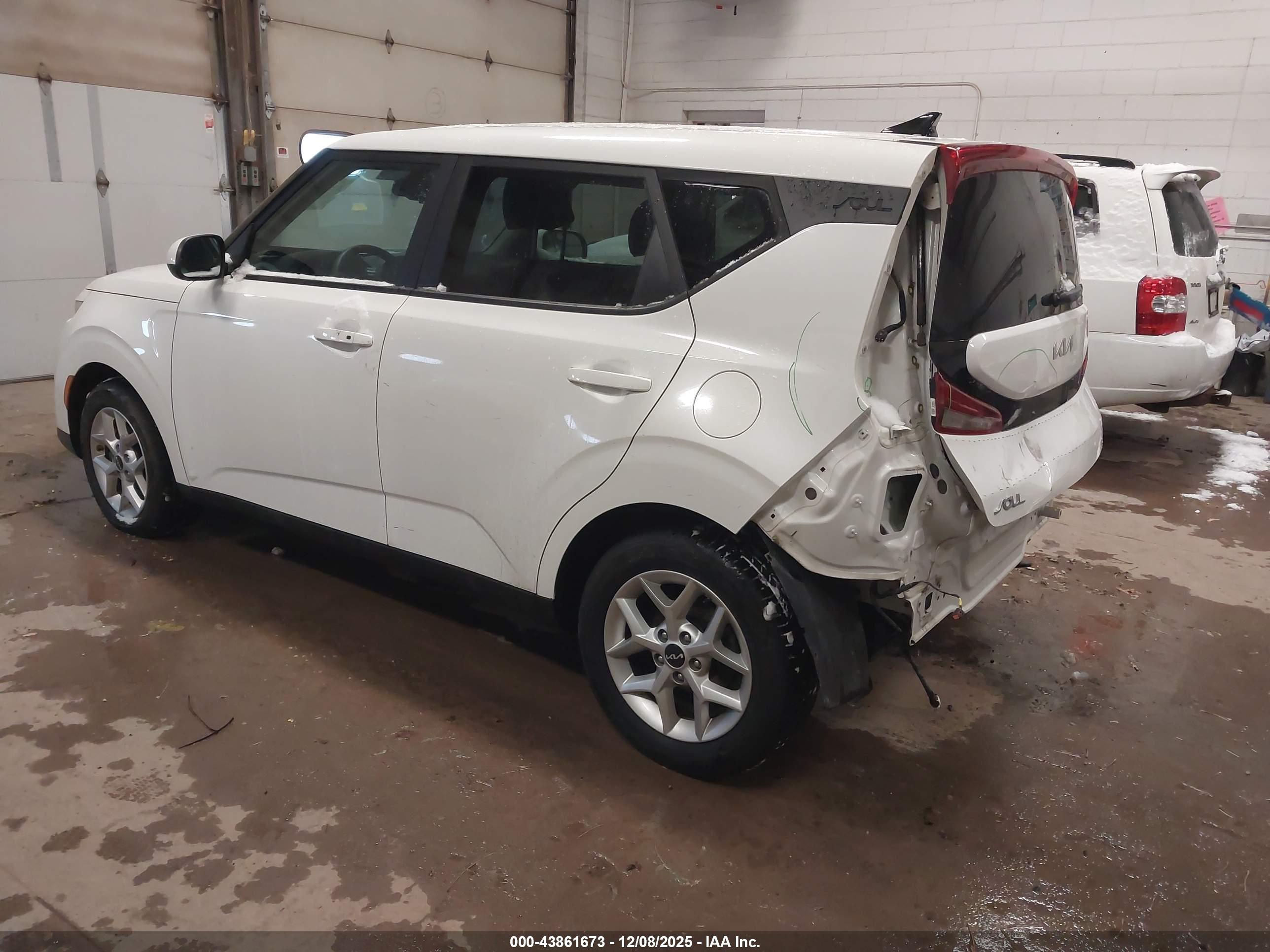 KIA SOUL image 3
