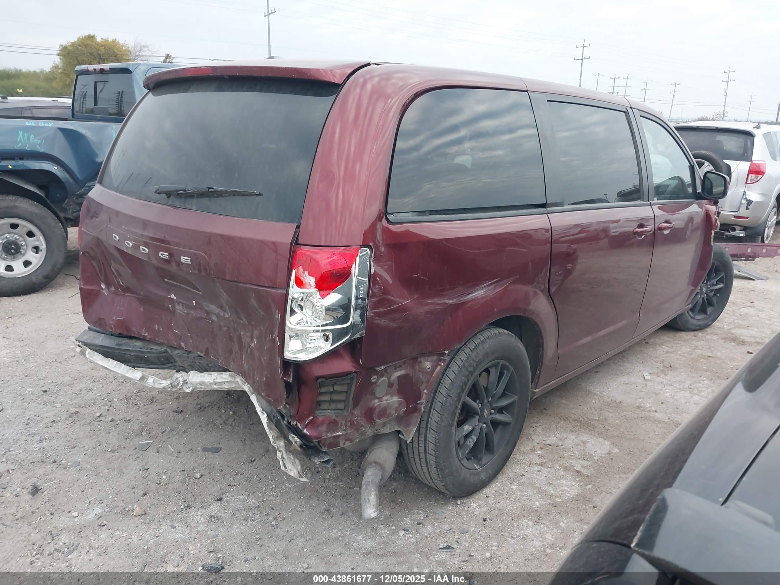 DODGE GRAND image 4