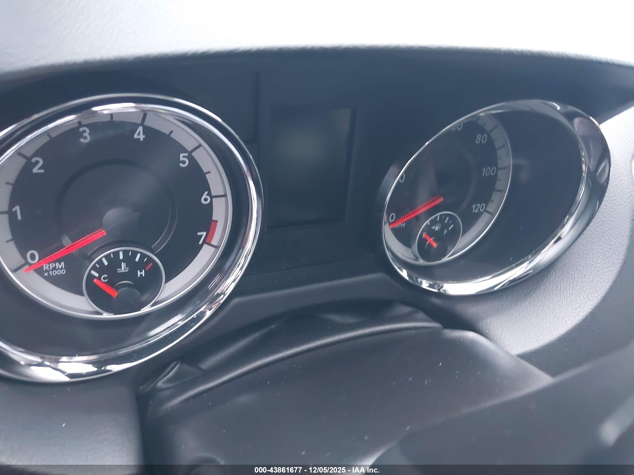 DODGE GRAND image 7