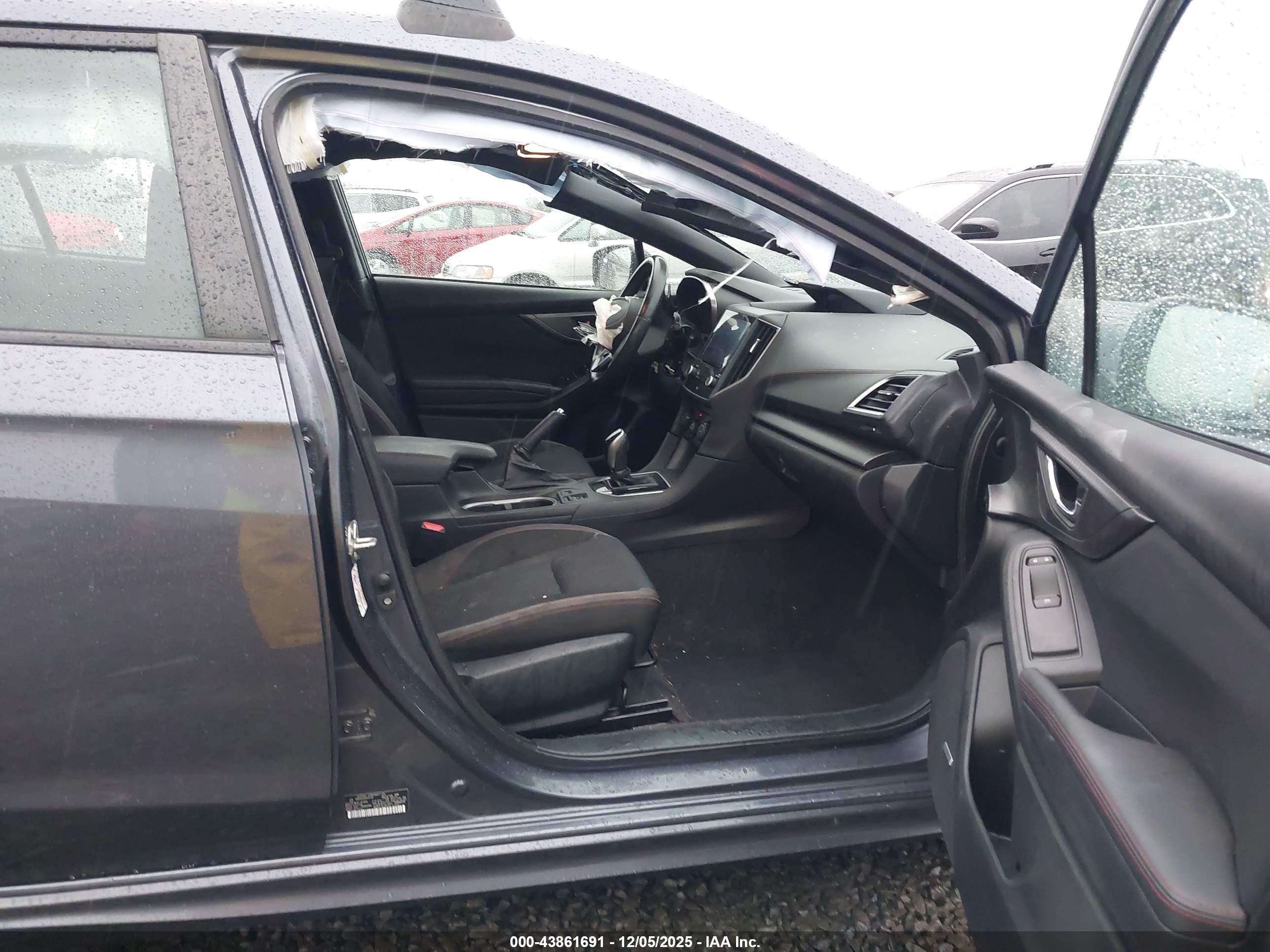SUBARU IMPREZA image 5
