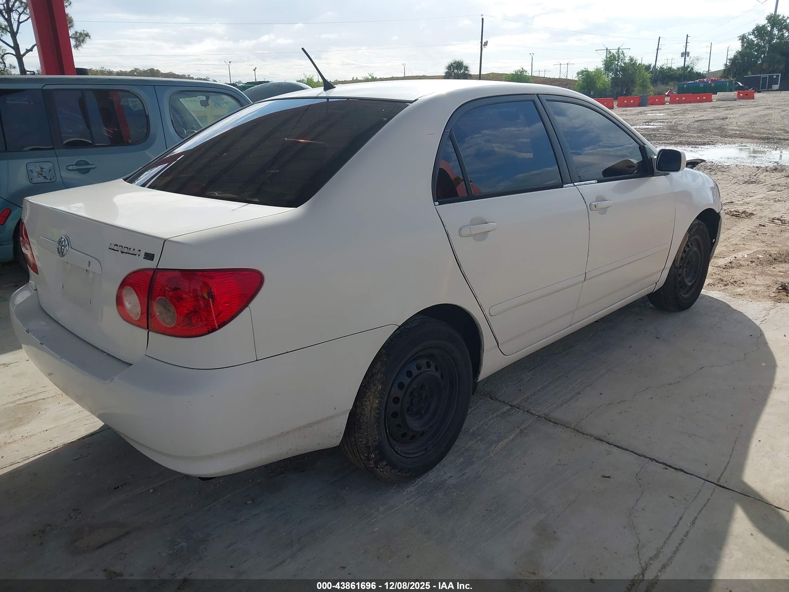 TOYOTA COROLLA image 4