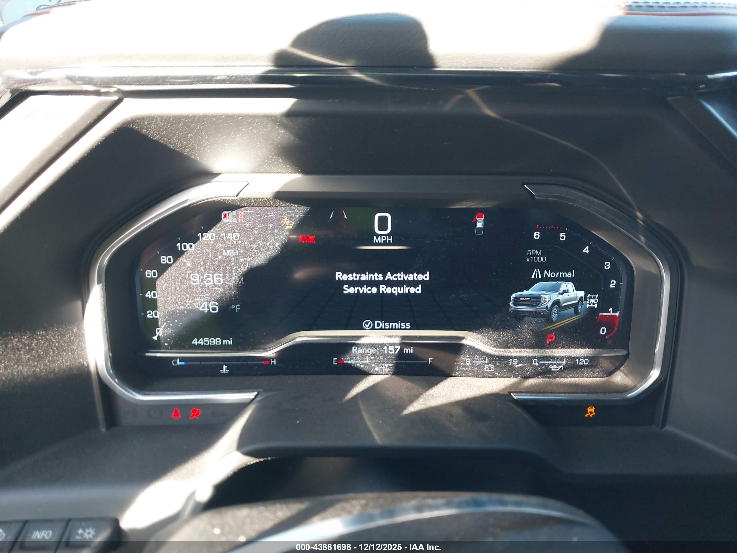 GMC SIERRA image 7