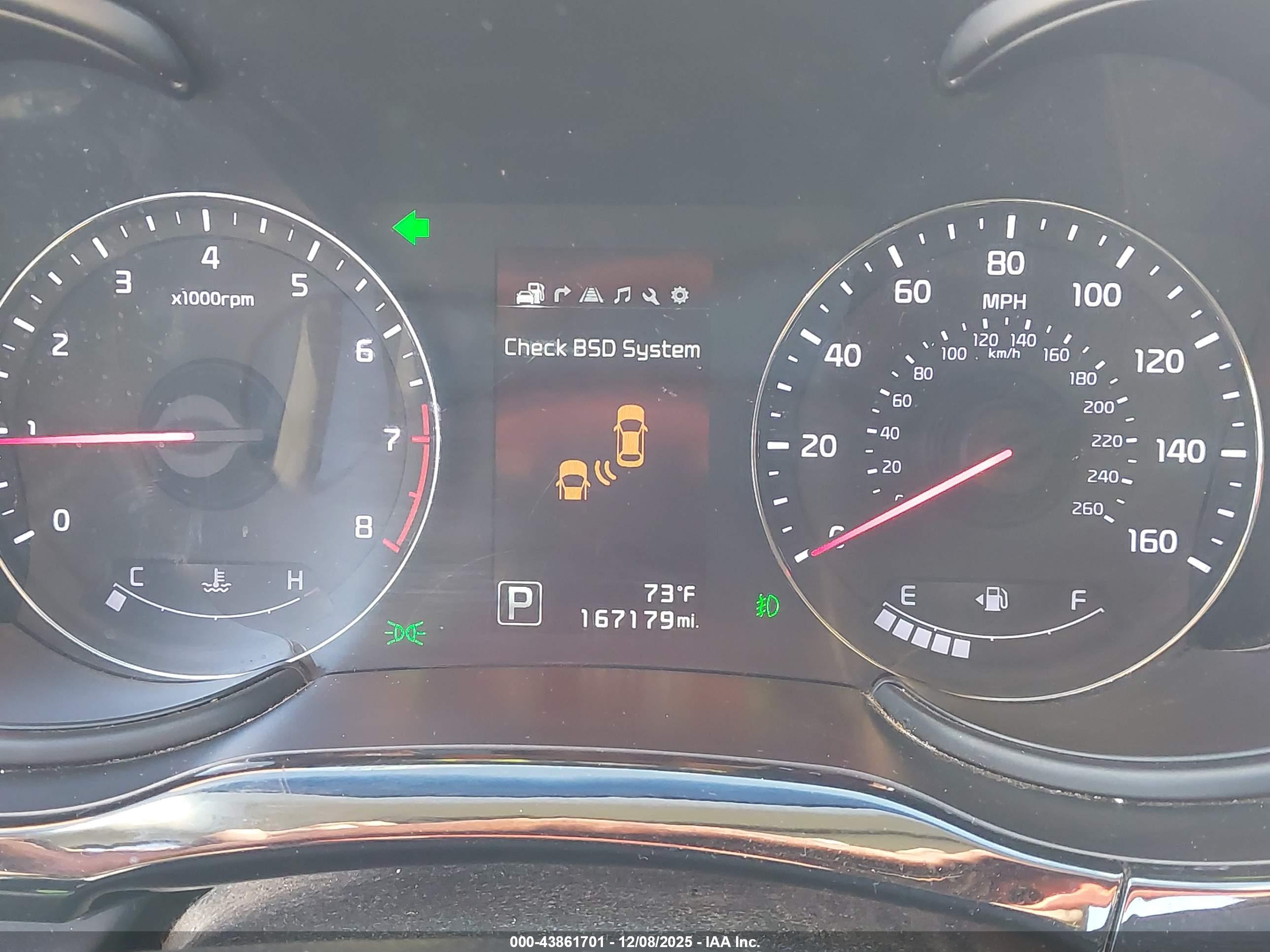 KIA K900 image 7