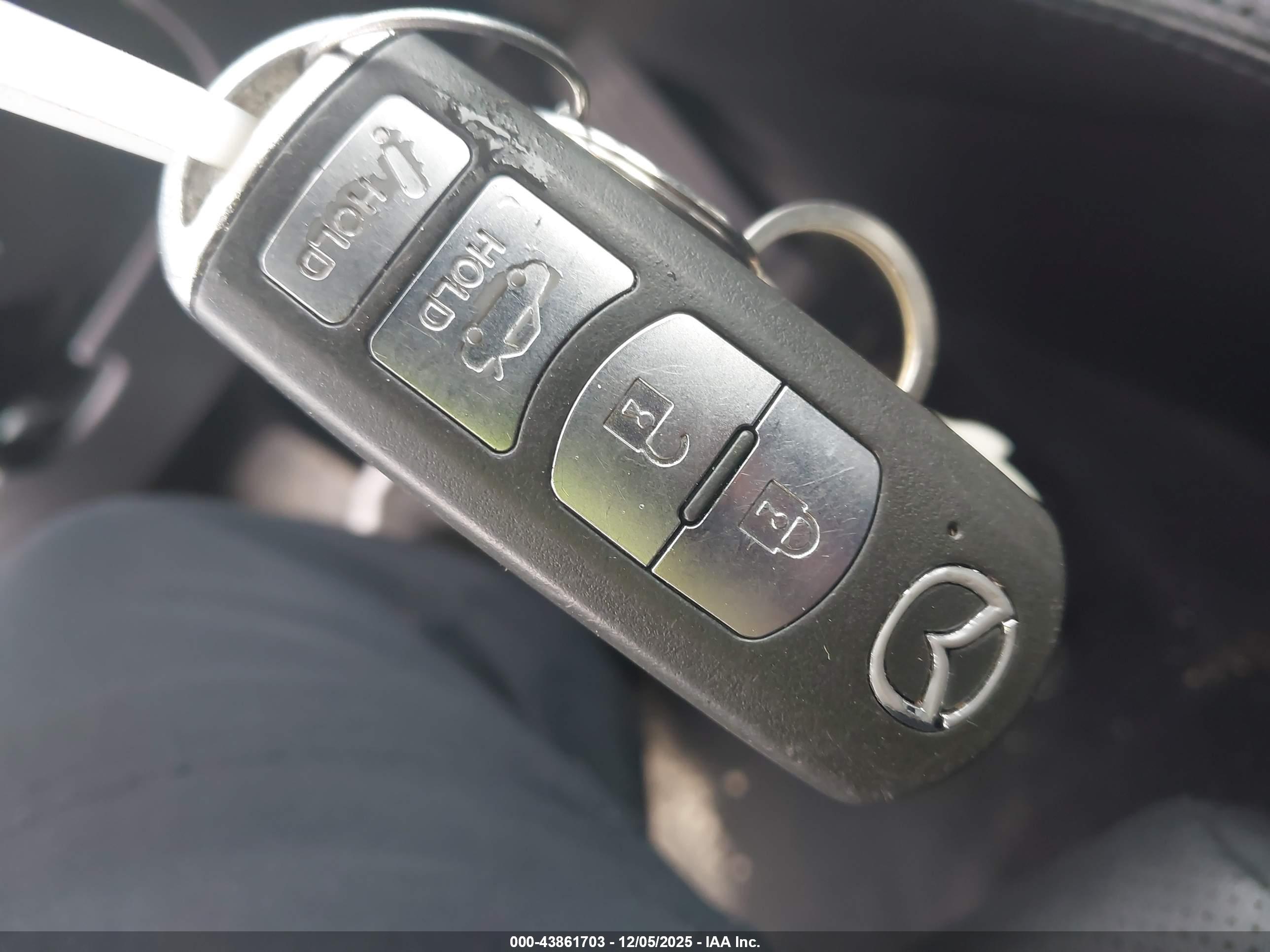 MAZDA MAZDA6 image 11