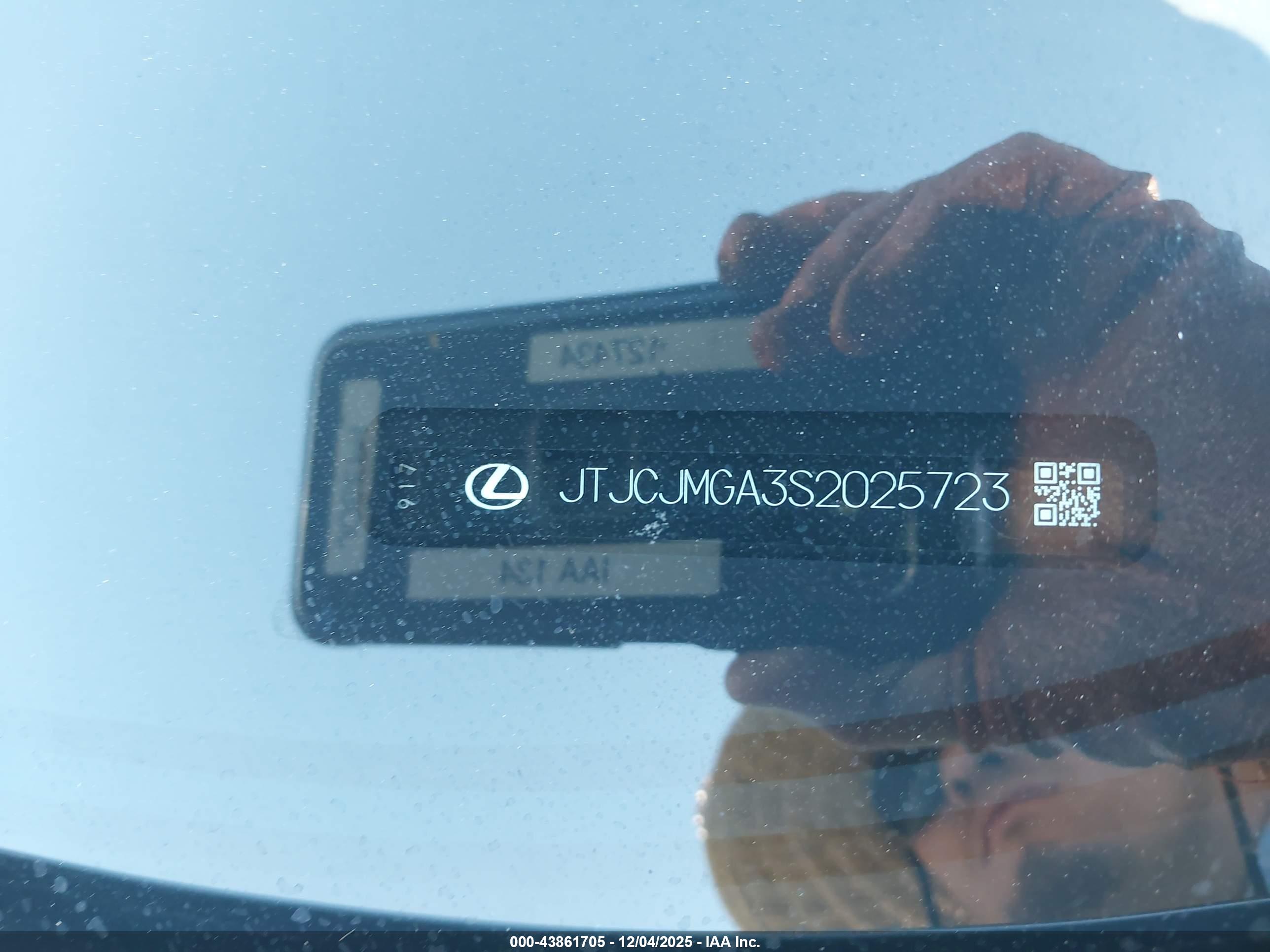 LEXUS RX image 9