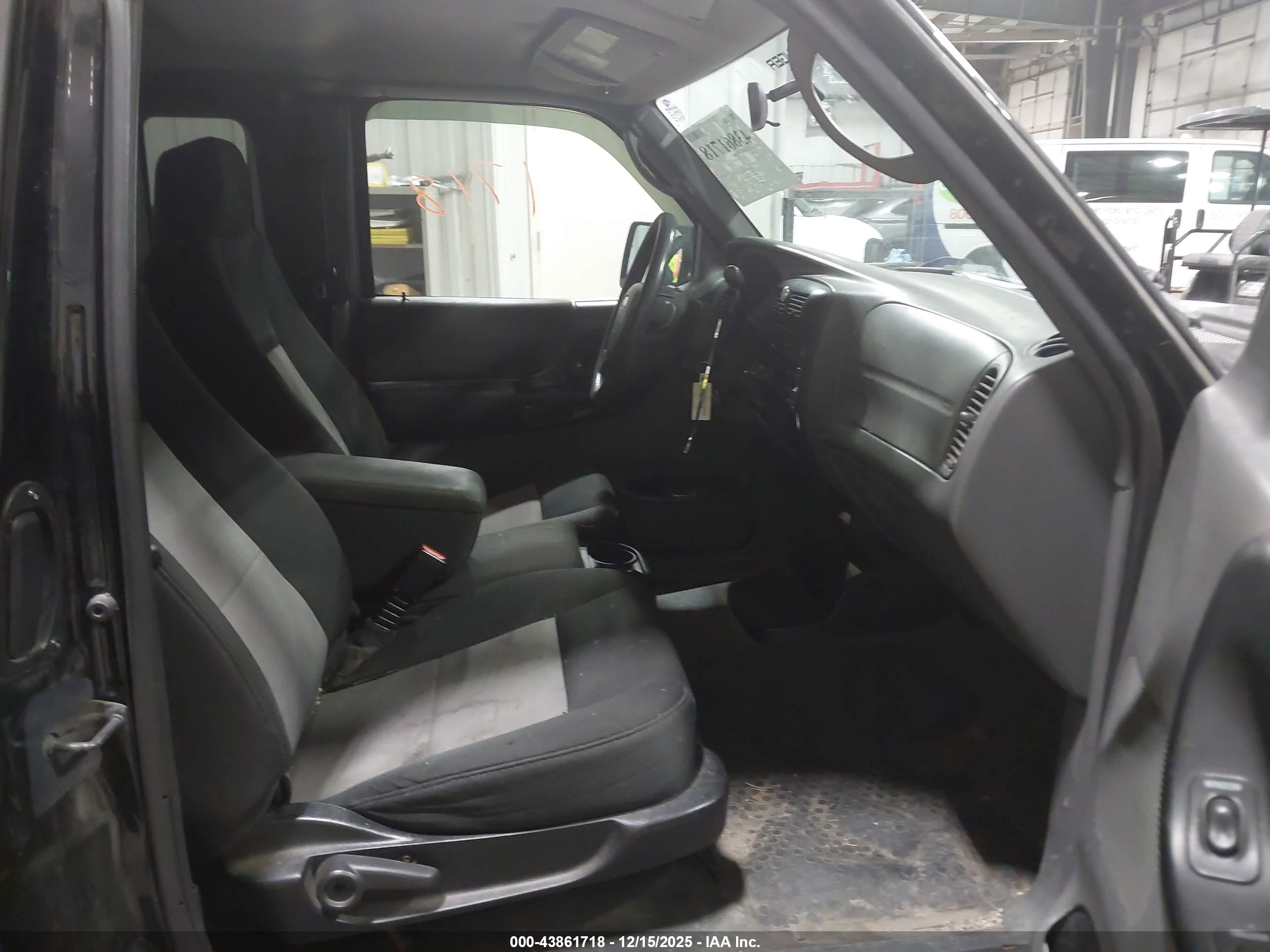 FORD RANGER image 5