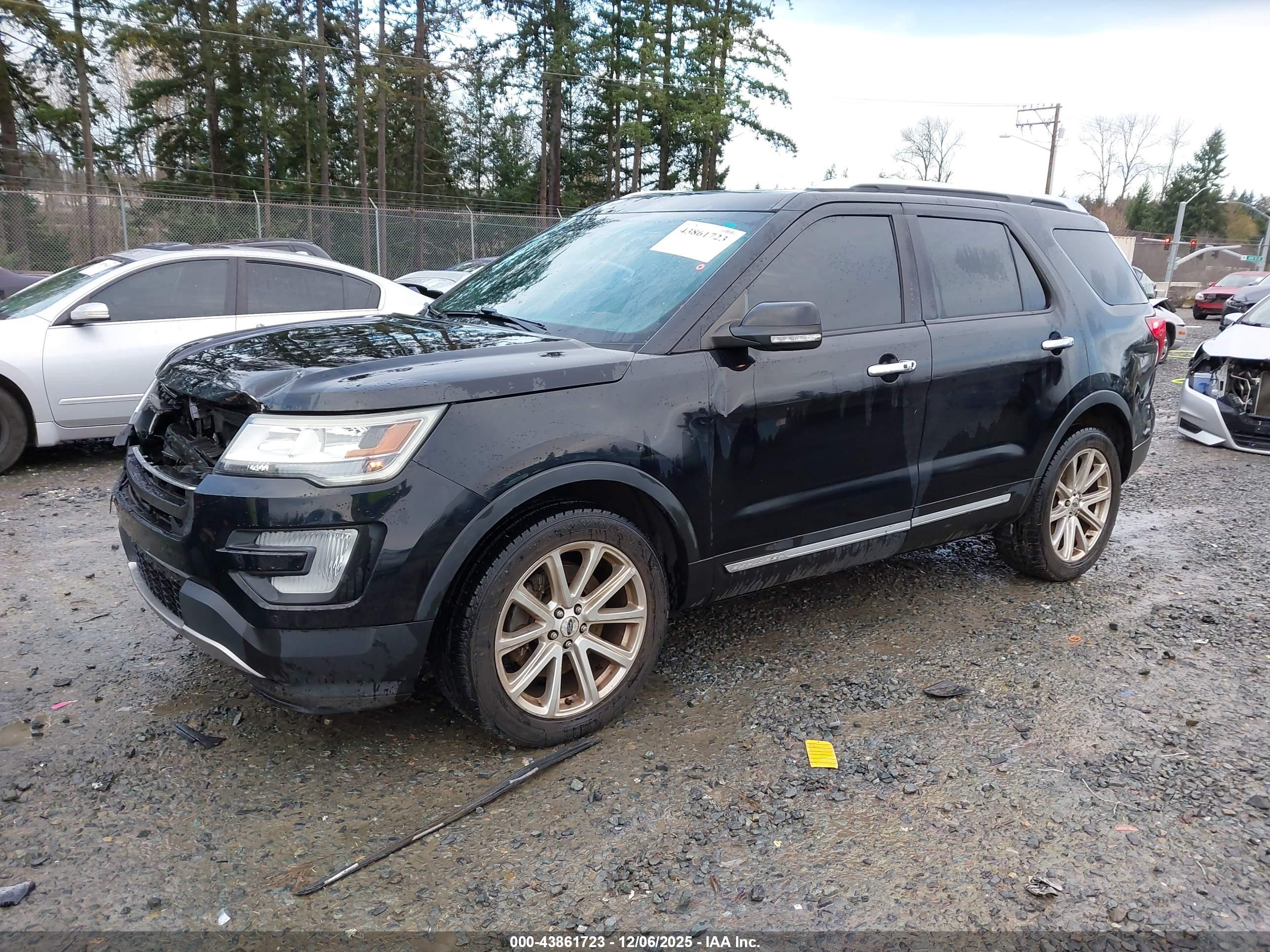 FORD EXPLORER image 2