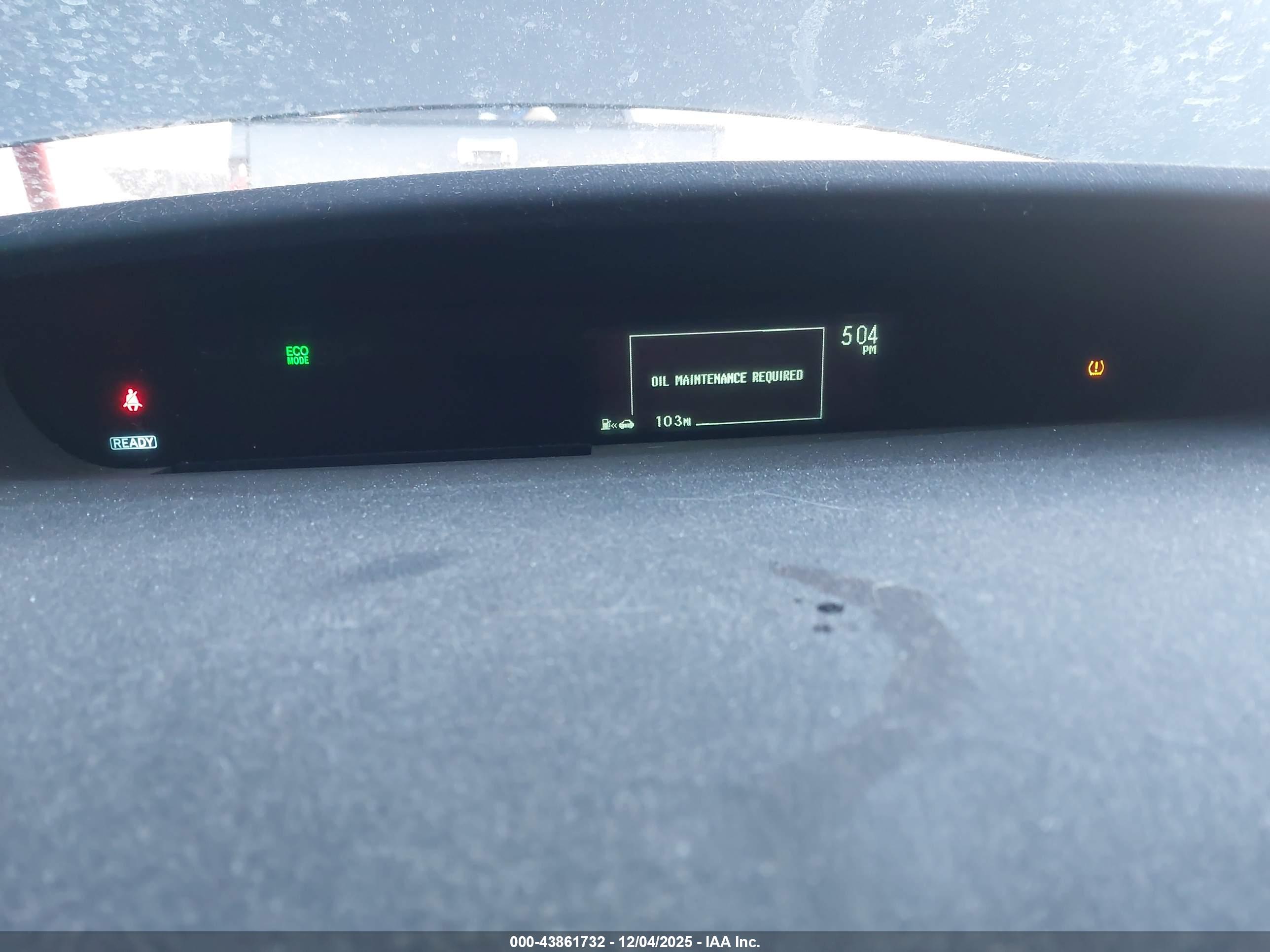 TOYOTA PRIUS image 7