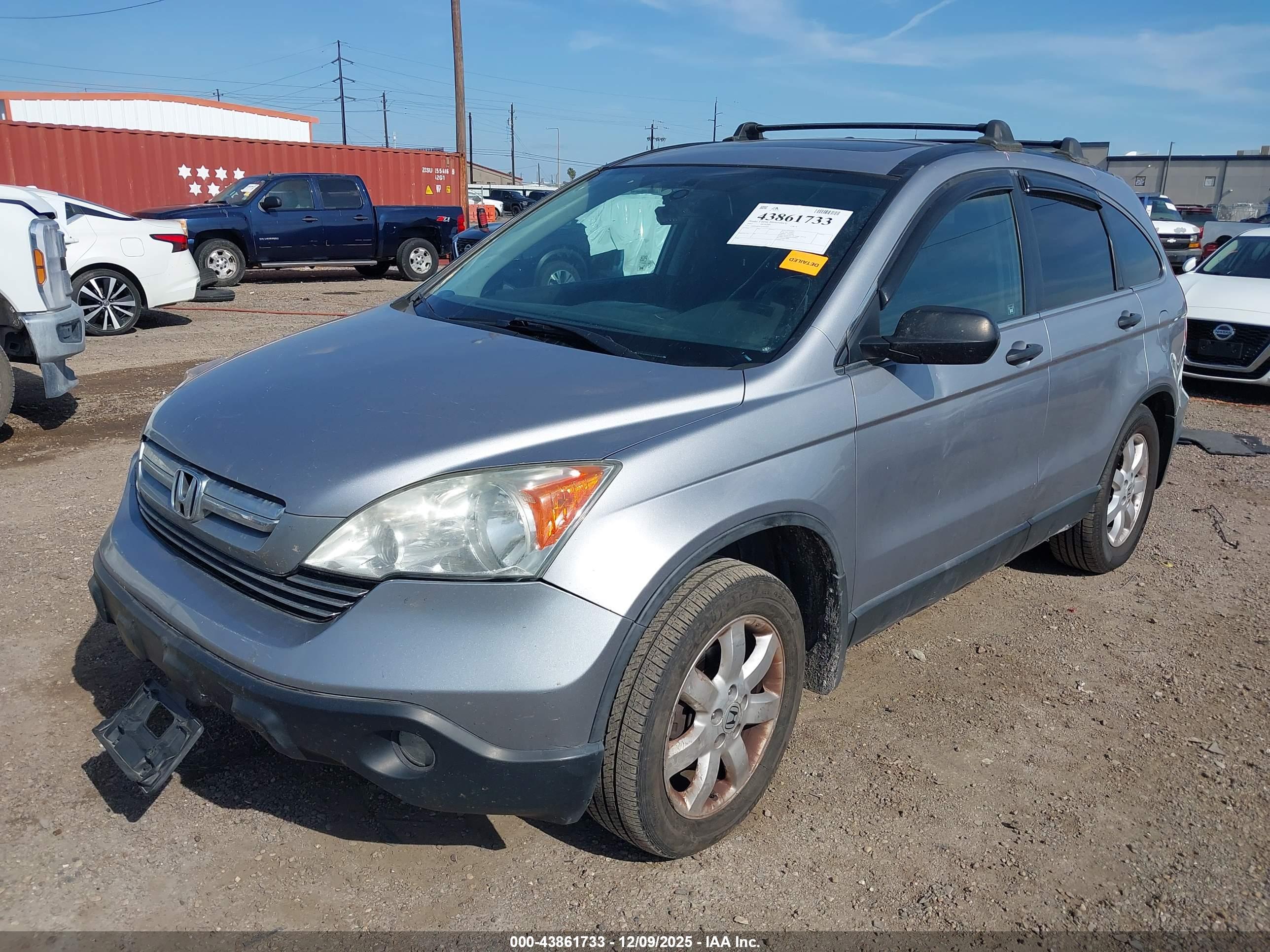 HONDA CR-V image 2