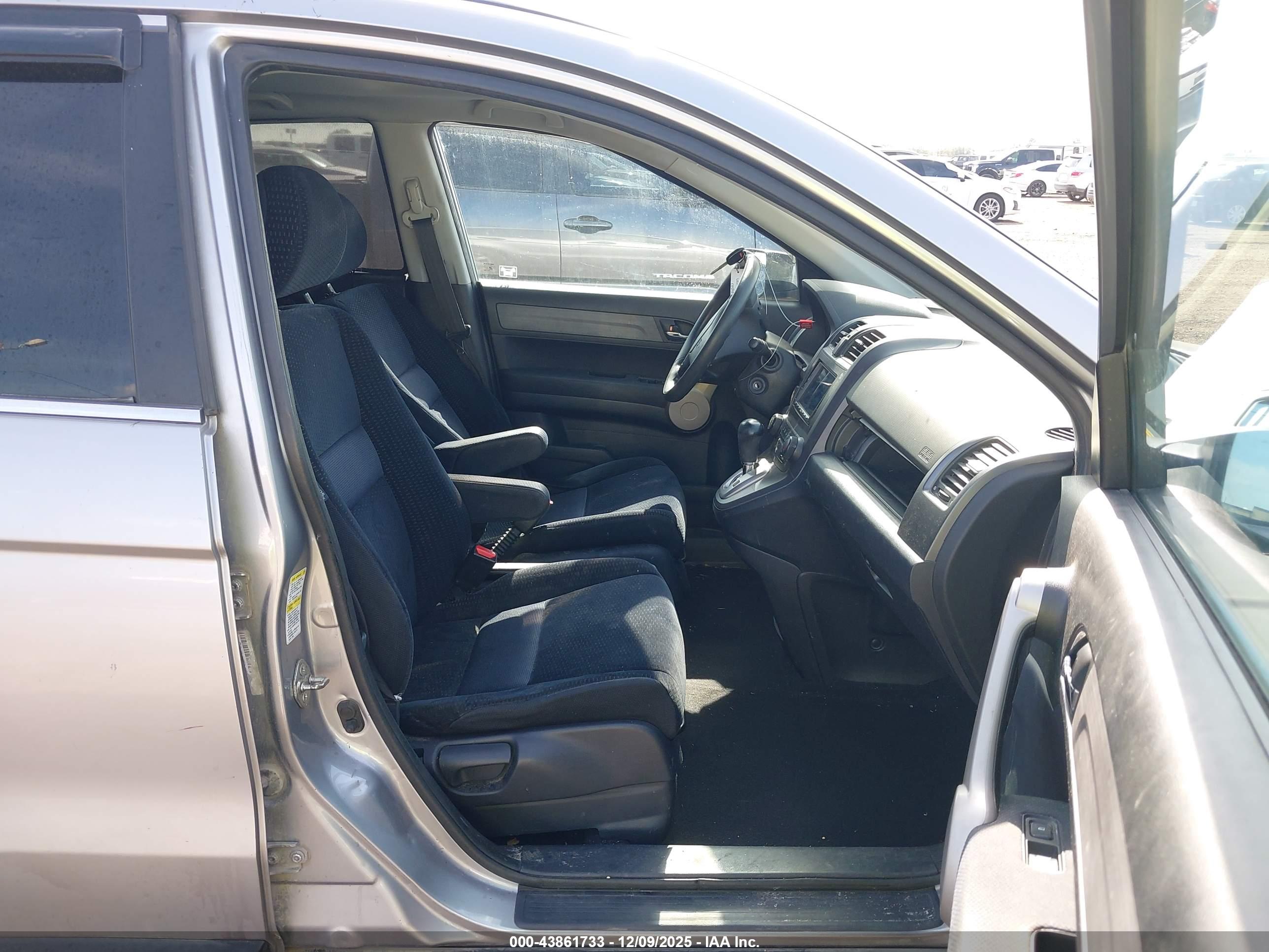HONDA CR-V image 5