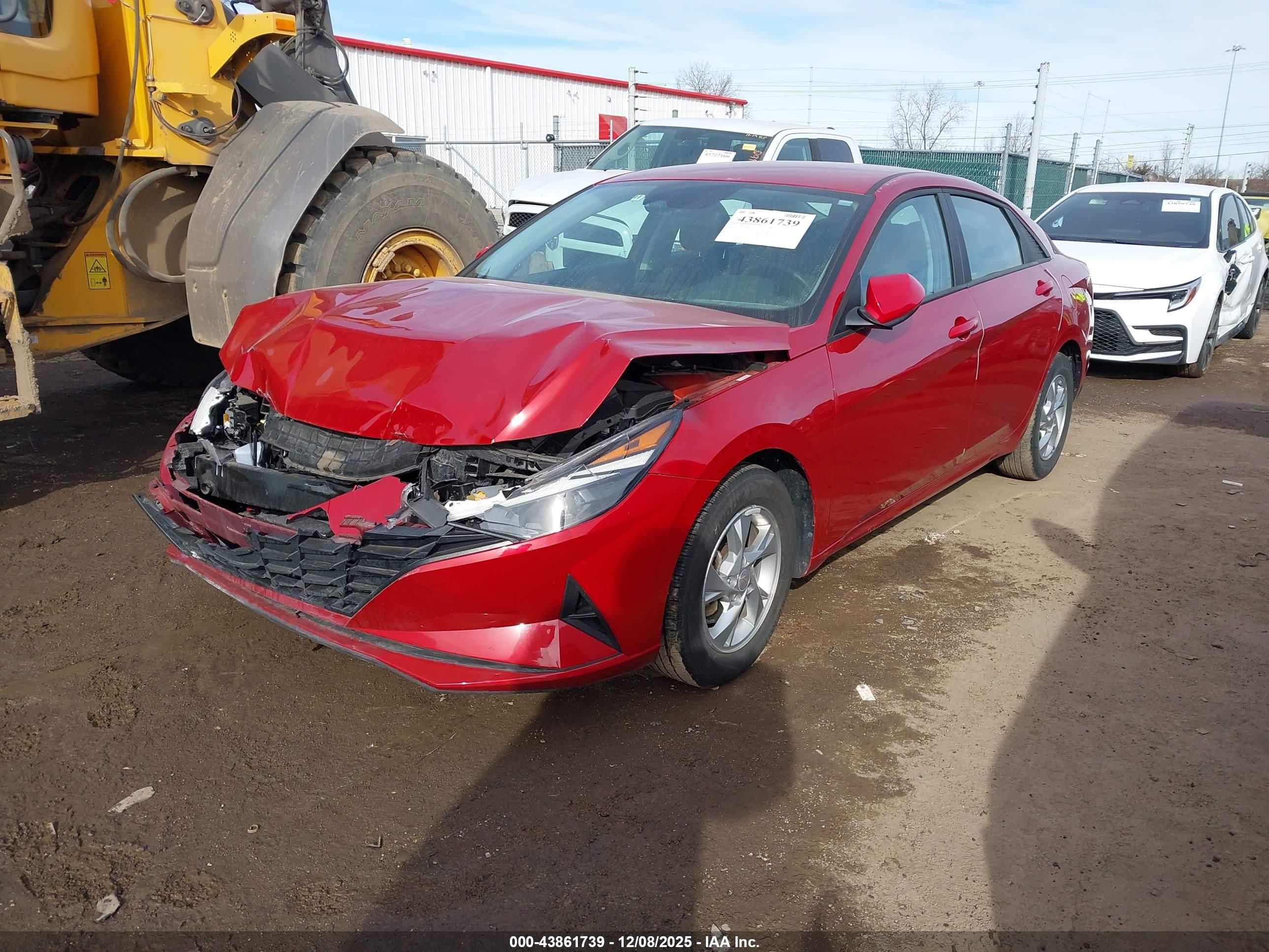 HYUNDAI ELANTRA image 2