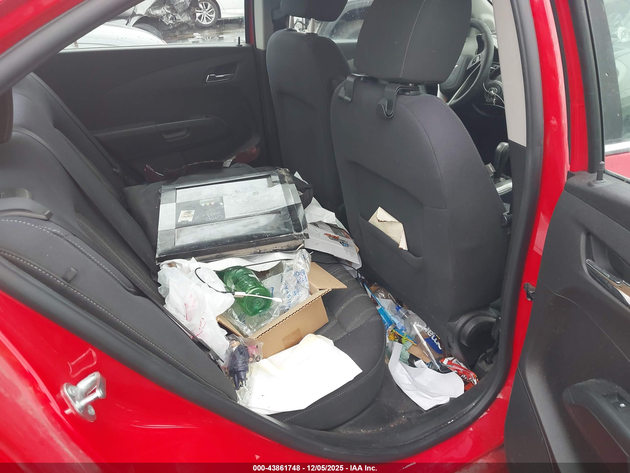 CHEVROLET SONIC image 8