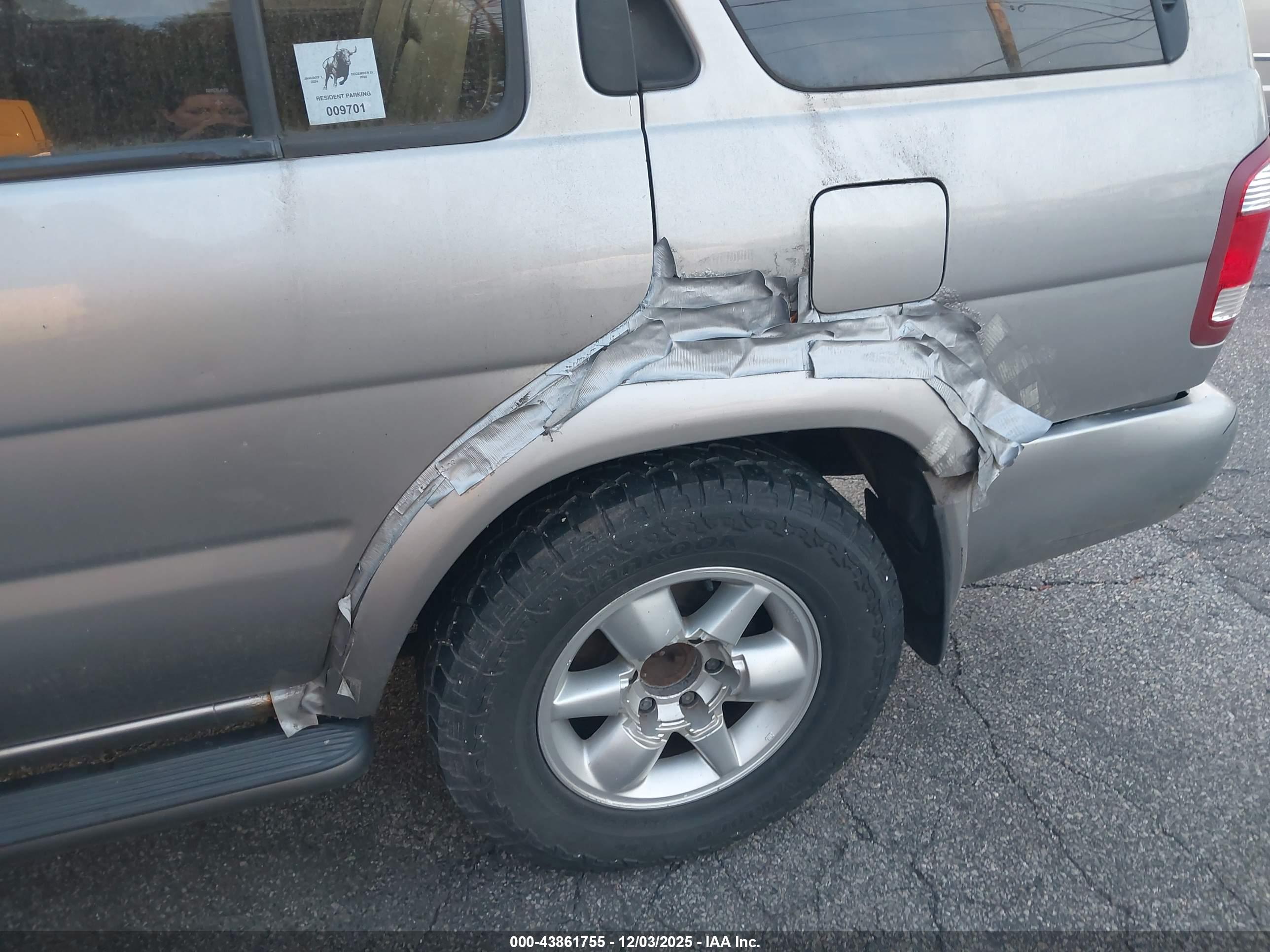 NISSAN PATHFINDER image 6