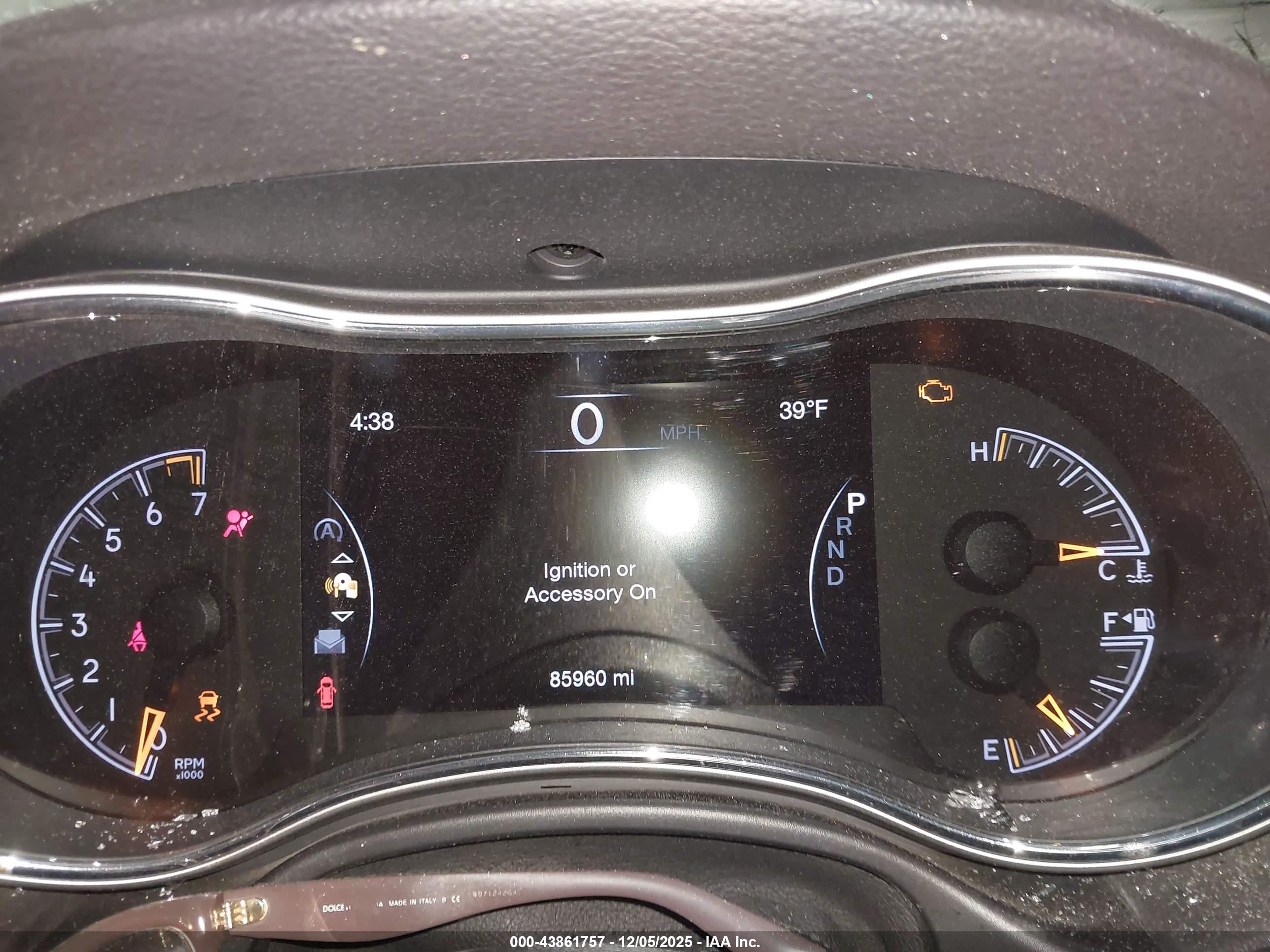 JEEP GRAND image 7