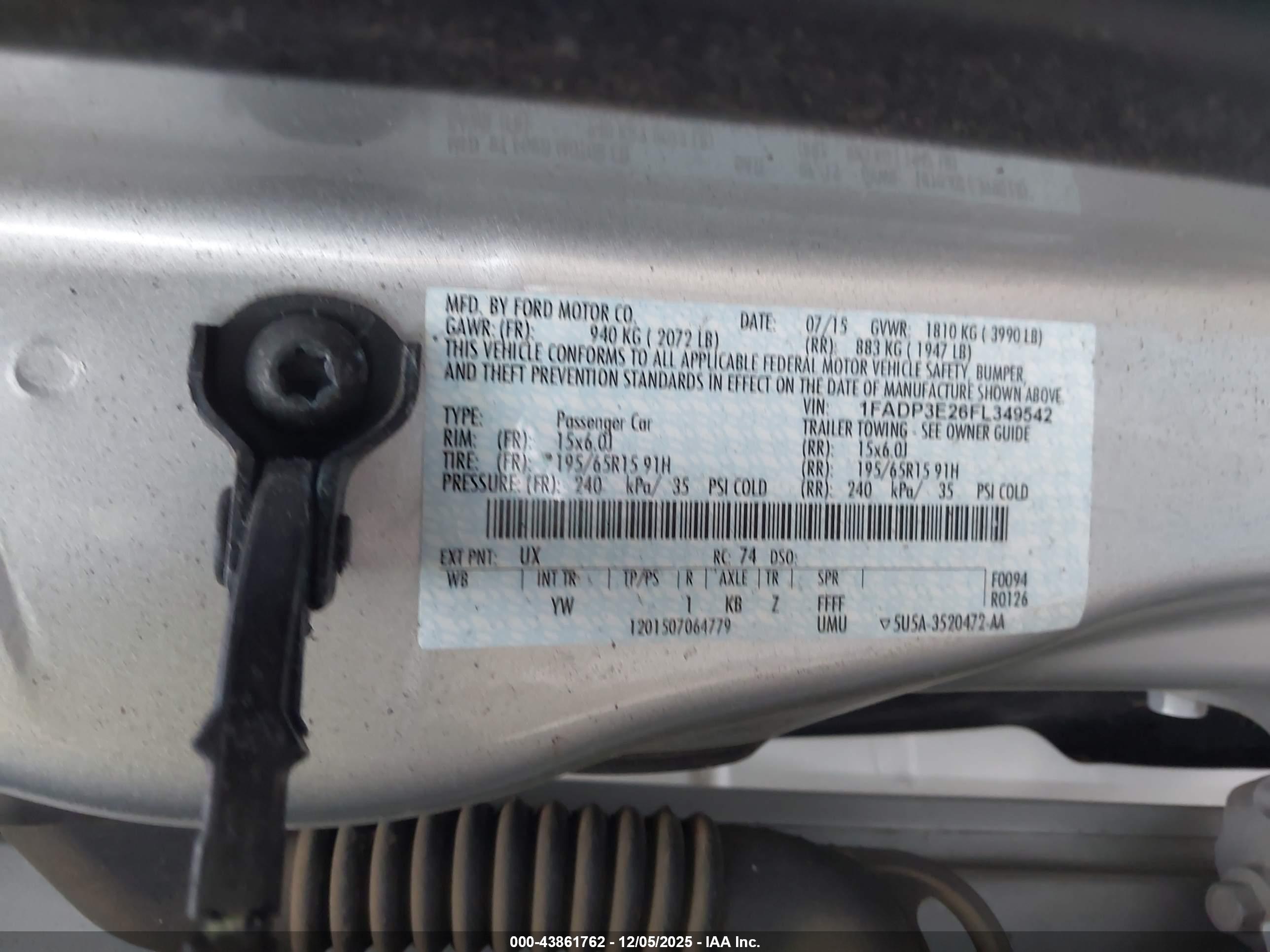FORD FOCUS image 9