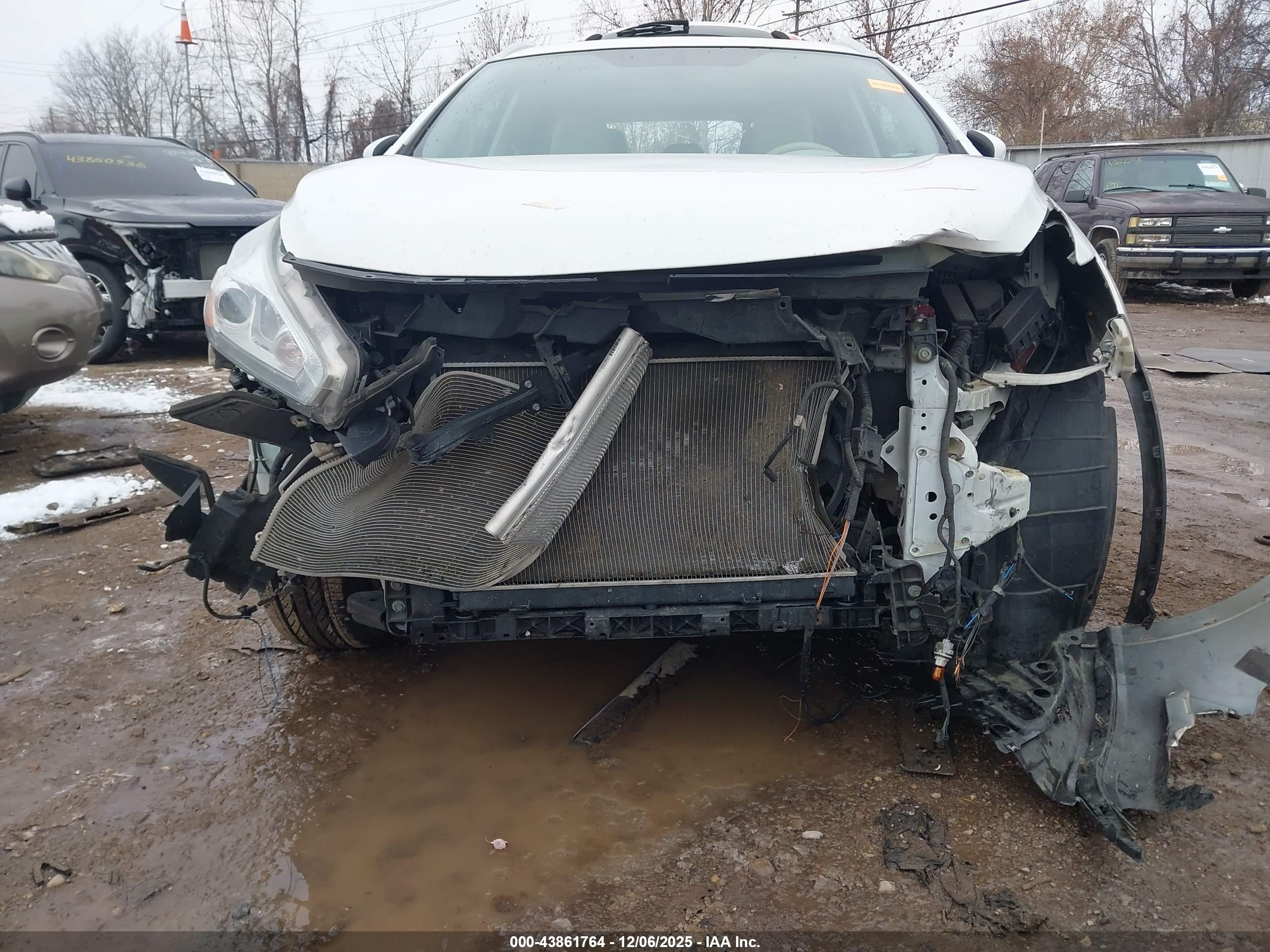 NISSAN MURANO image 6