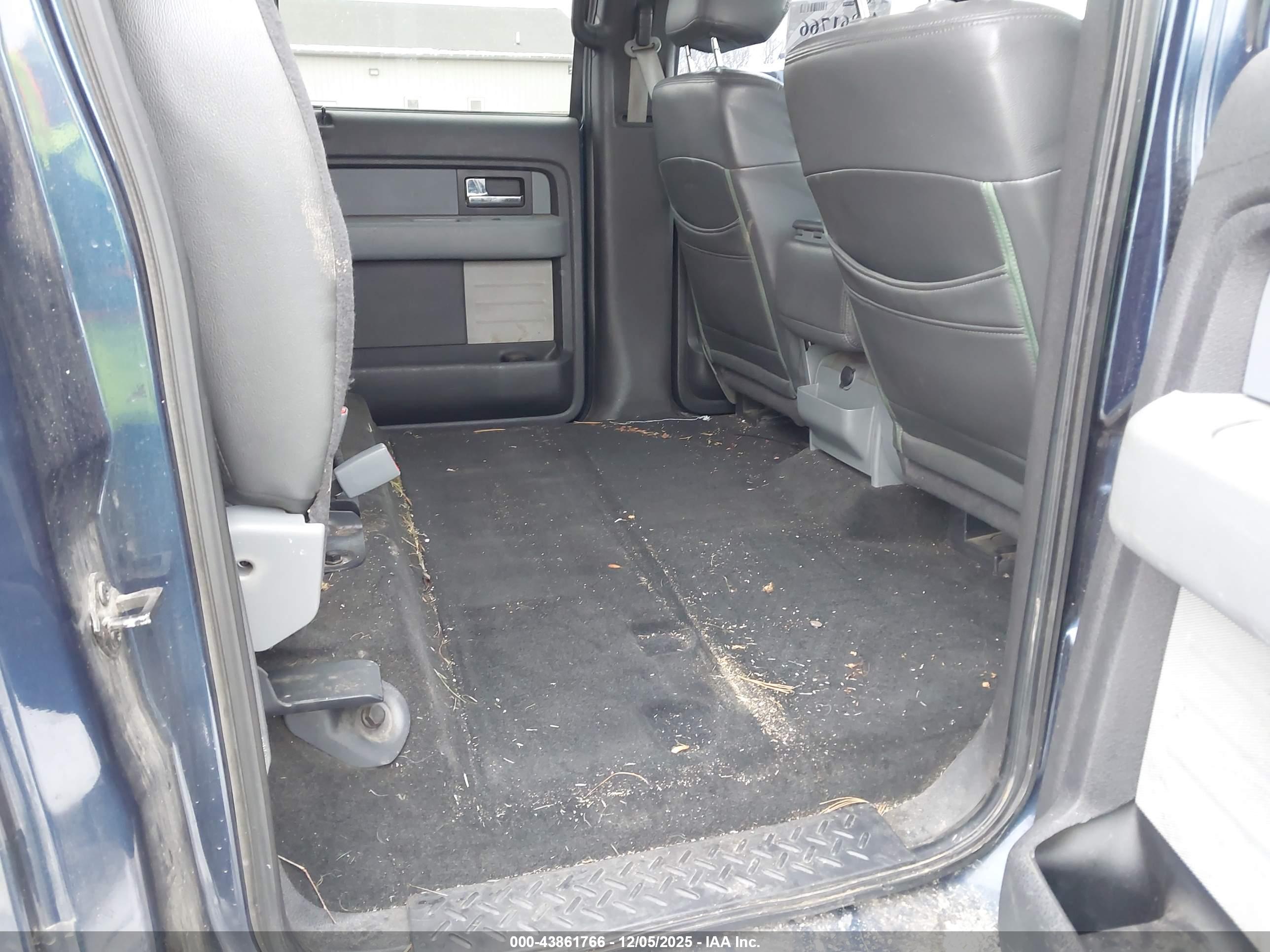 FORD F-150 image 8