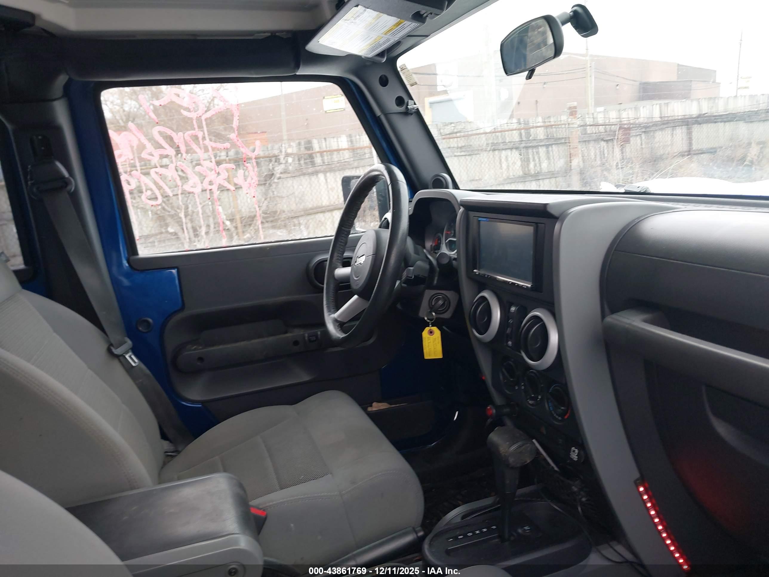 JEEP WRANGLER image 5