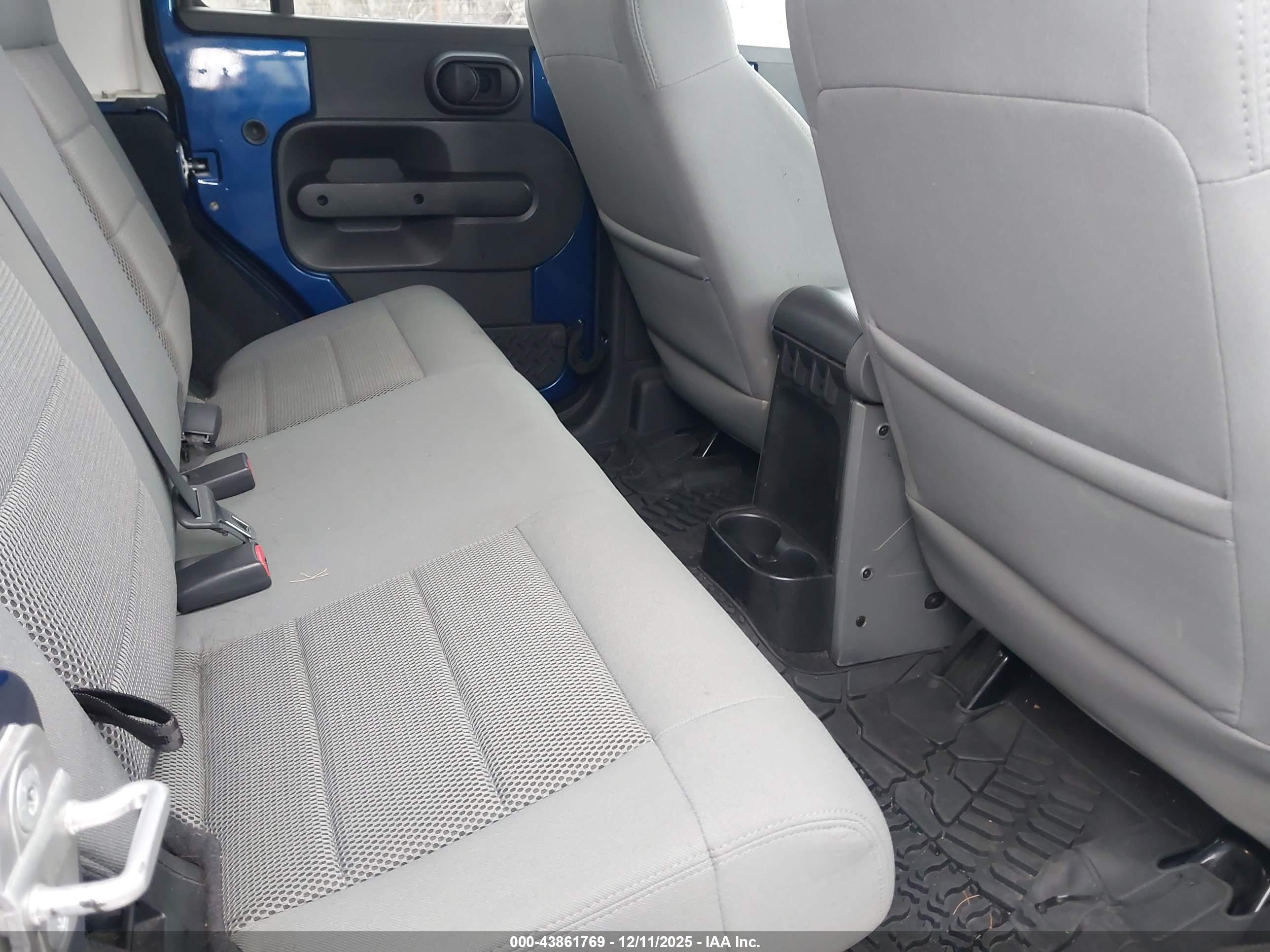 JEEP WRANGLER image 8