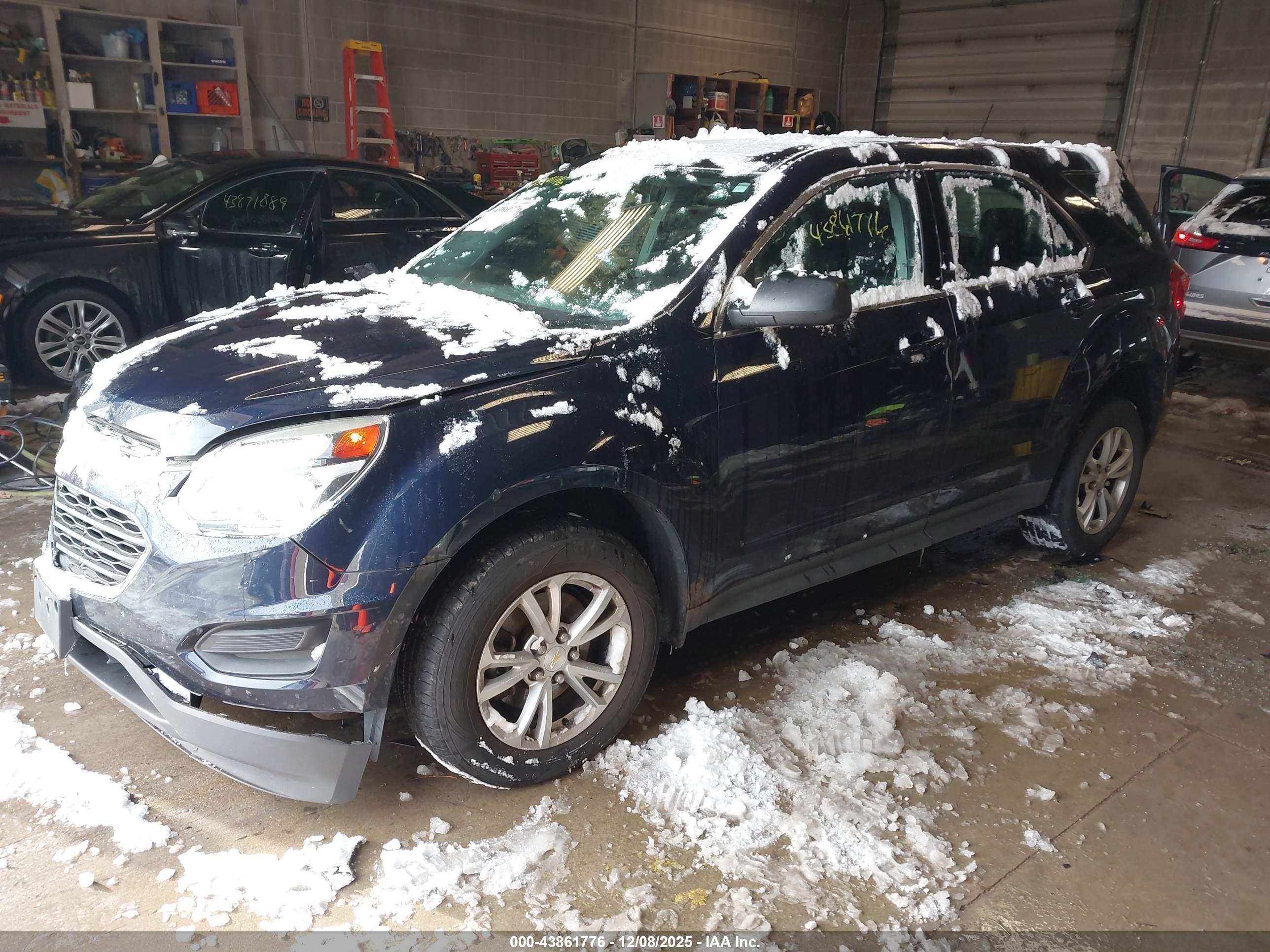 CHEVROLET EQUINOX image 2