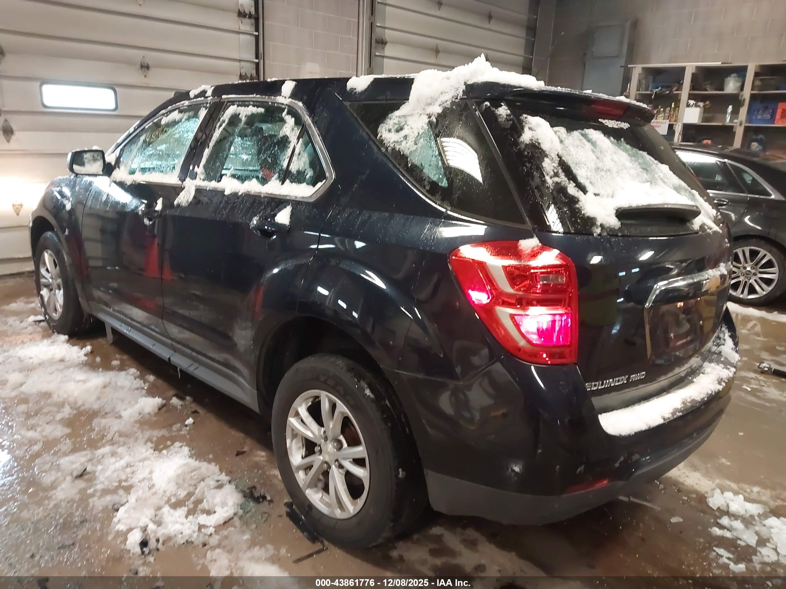CHEVROLET EQUINOX image 3