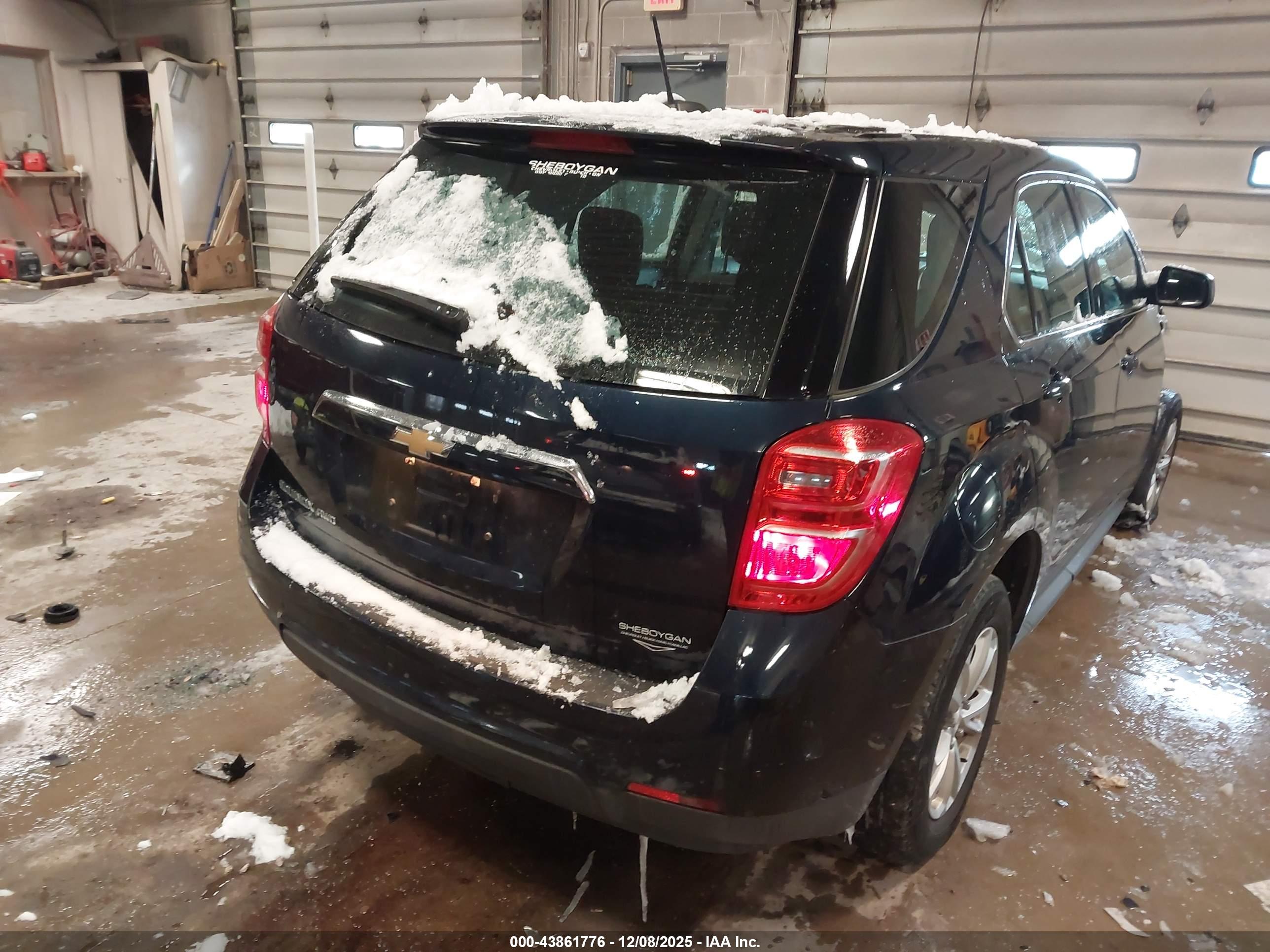 CHEVROLET EQUINOX image 4