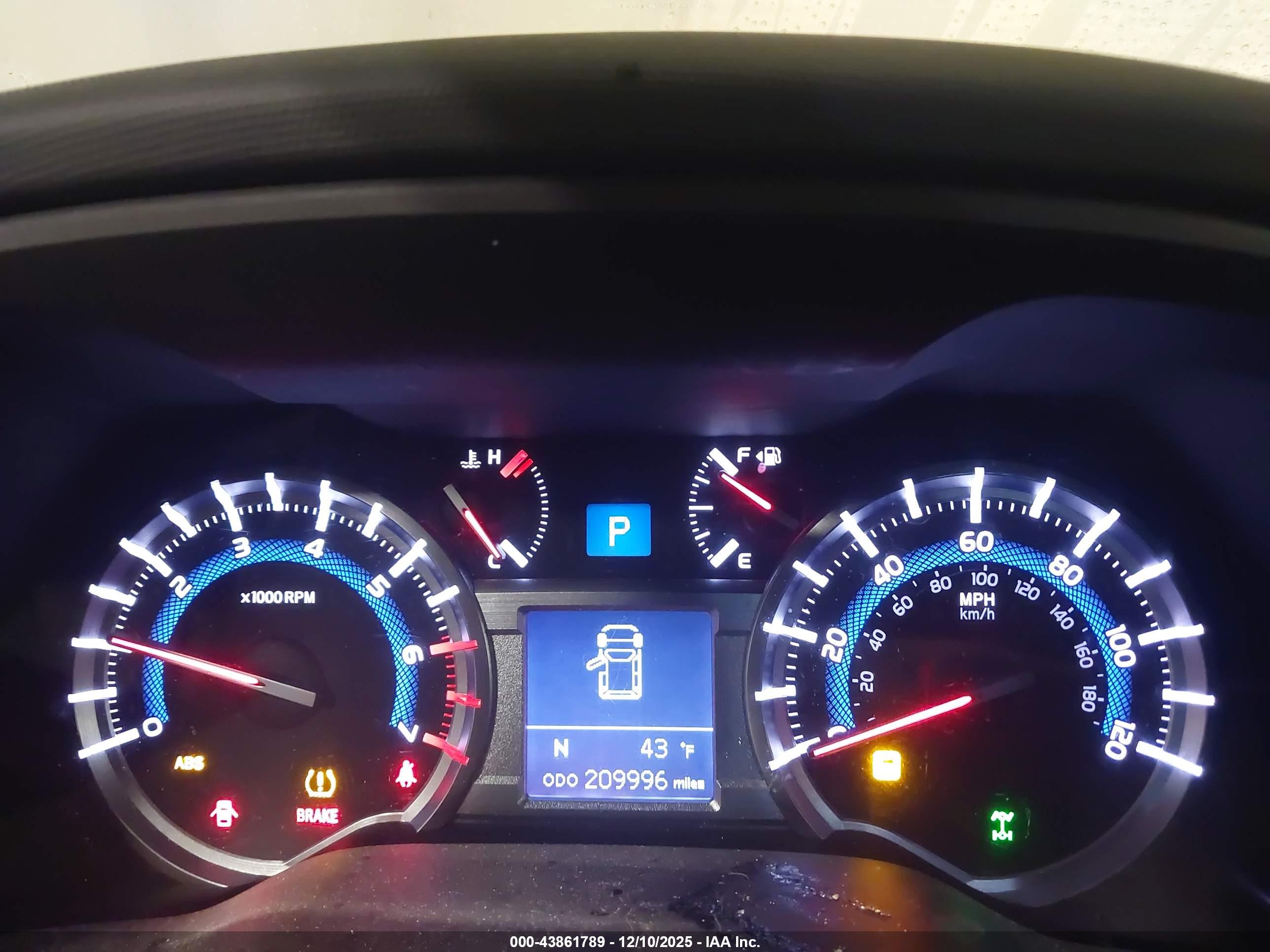 TOYOTA 4RUNNER image 7