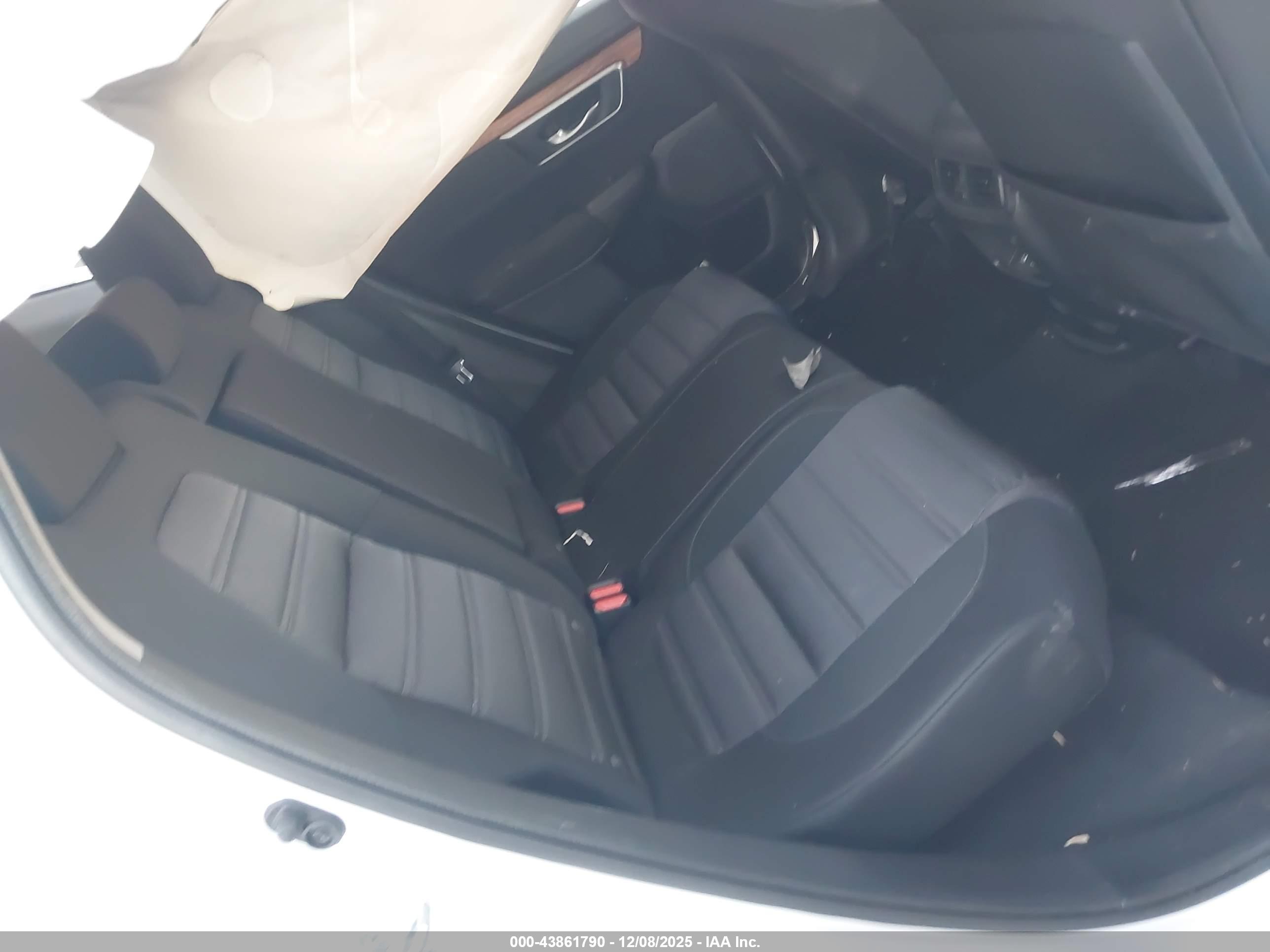 HONDA CR-V image 8