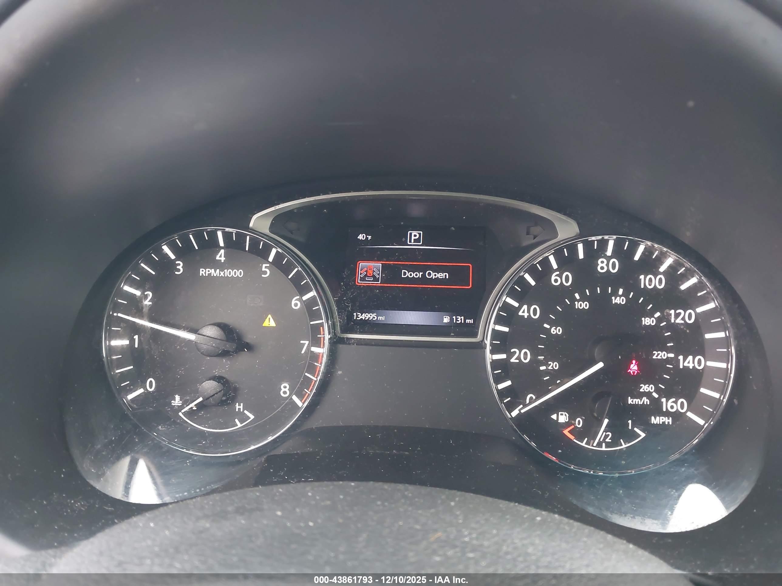 NISSAN ALTIMA image 7