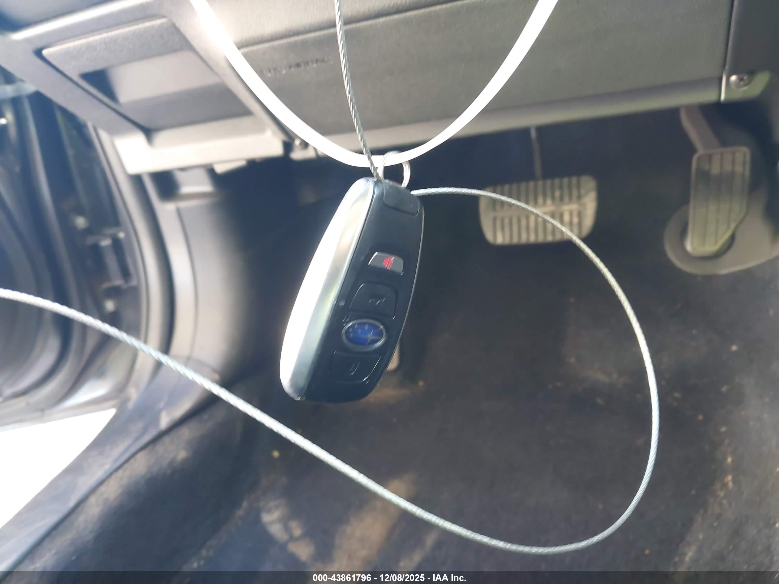 SUBARU CROSSTREK image 11