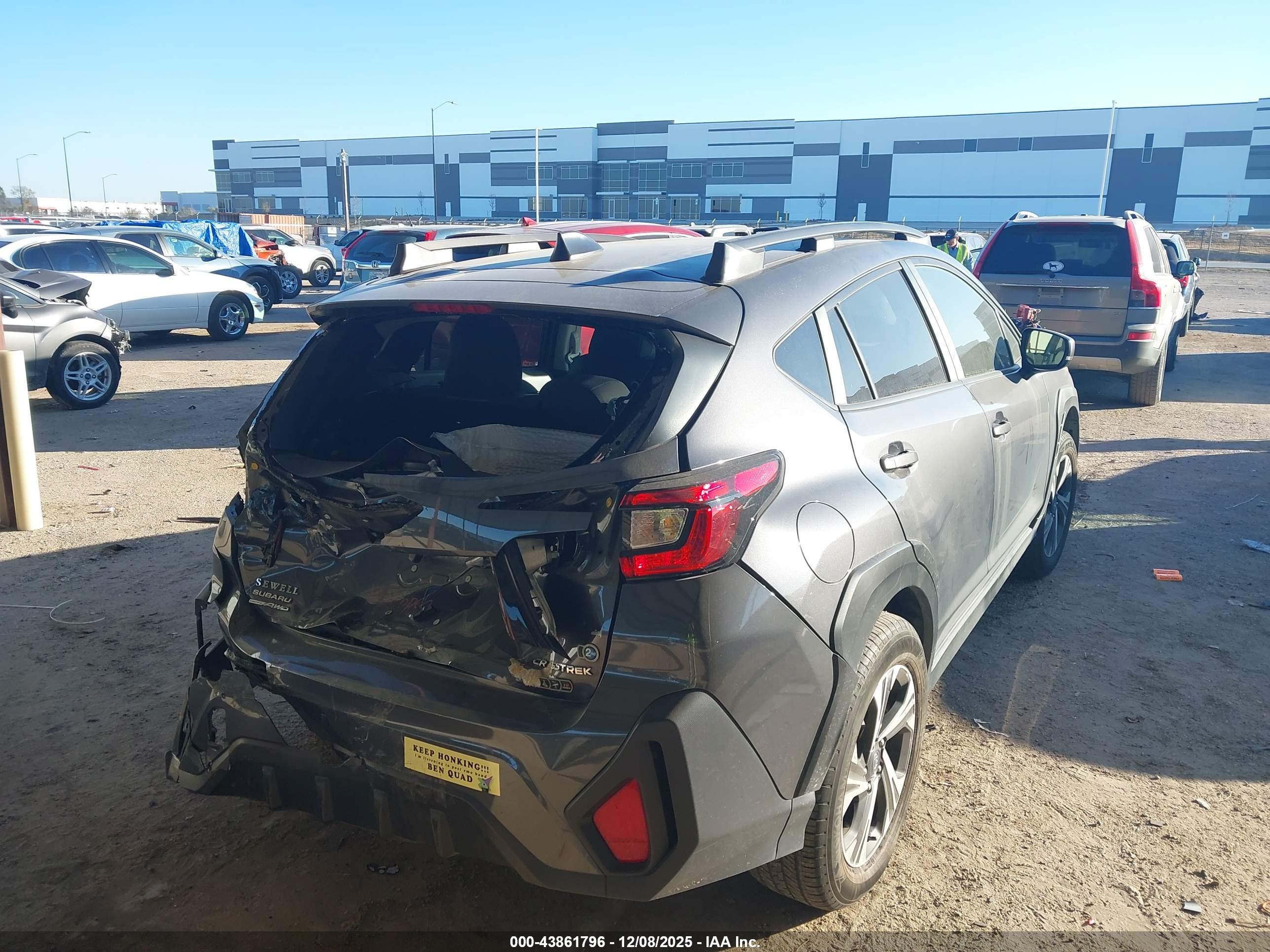 SUBARU CROSSTREK image 4