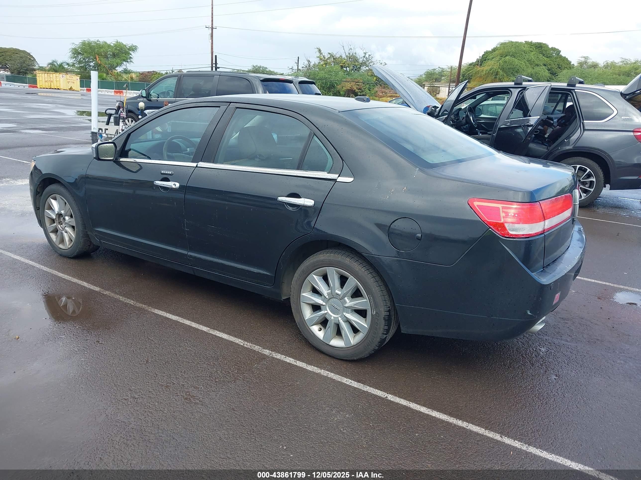 LINCOLN MKZ image 3
