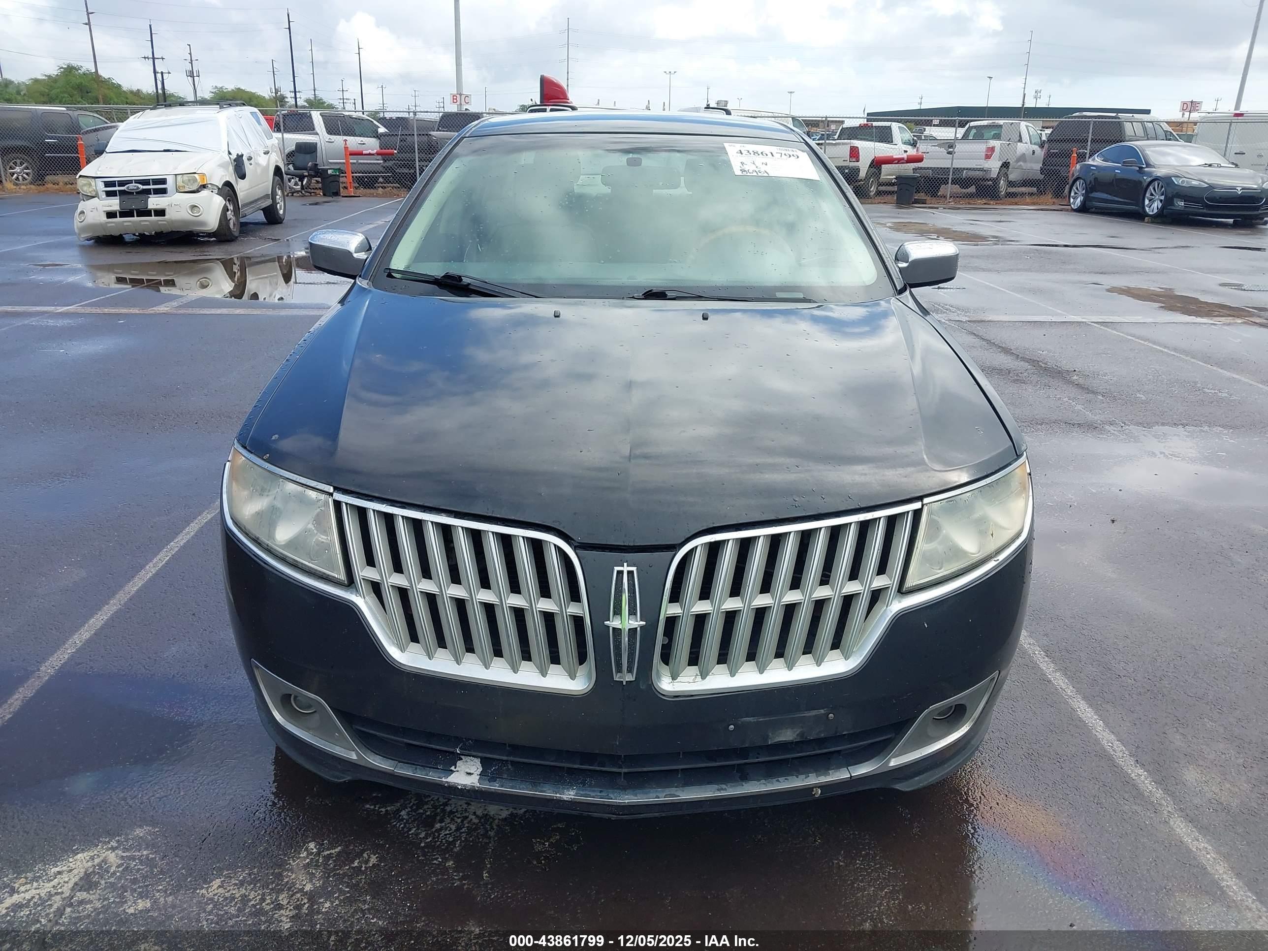 LINCOLN MKZ image 6