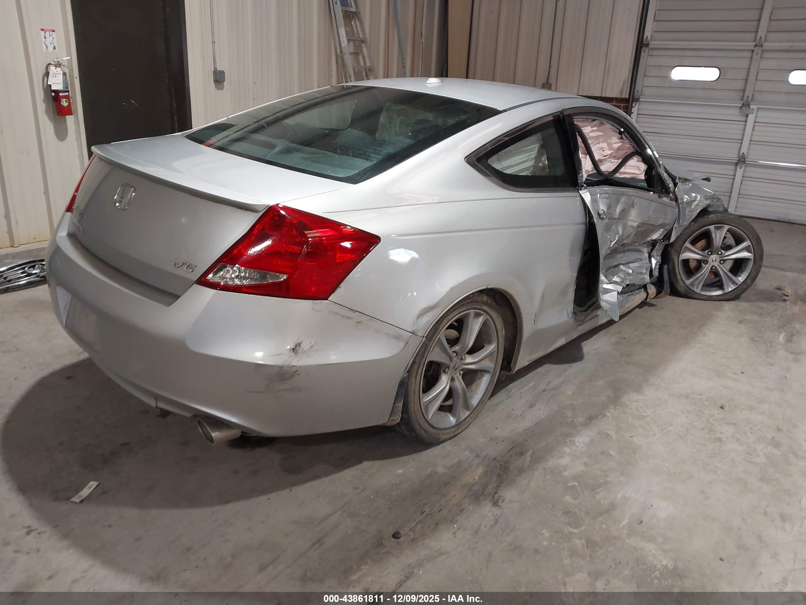 HONDA ACCORD image 4