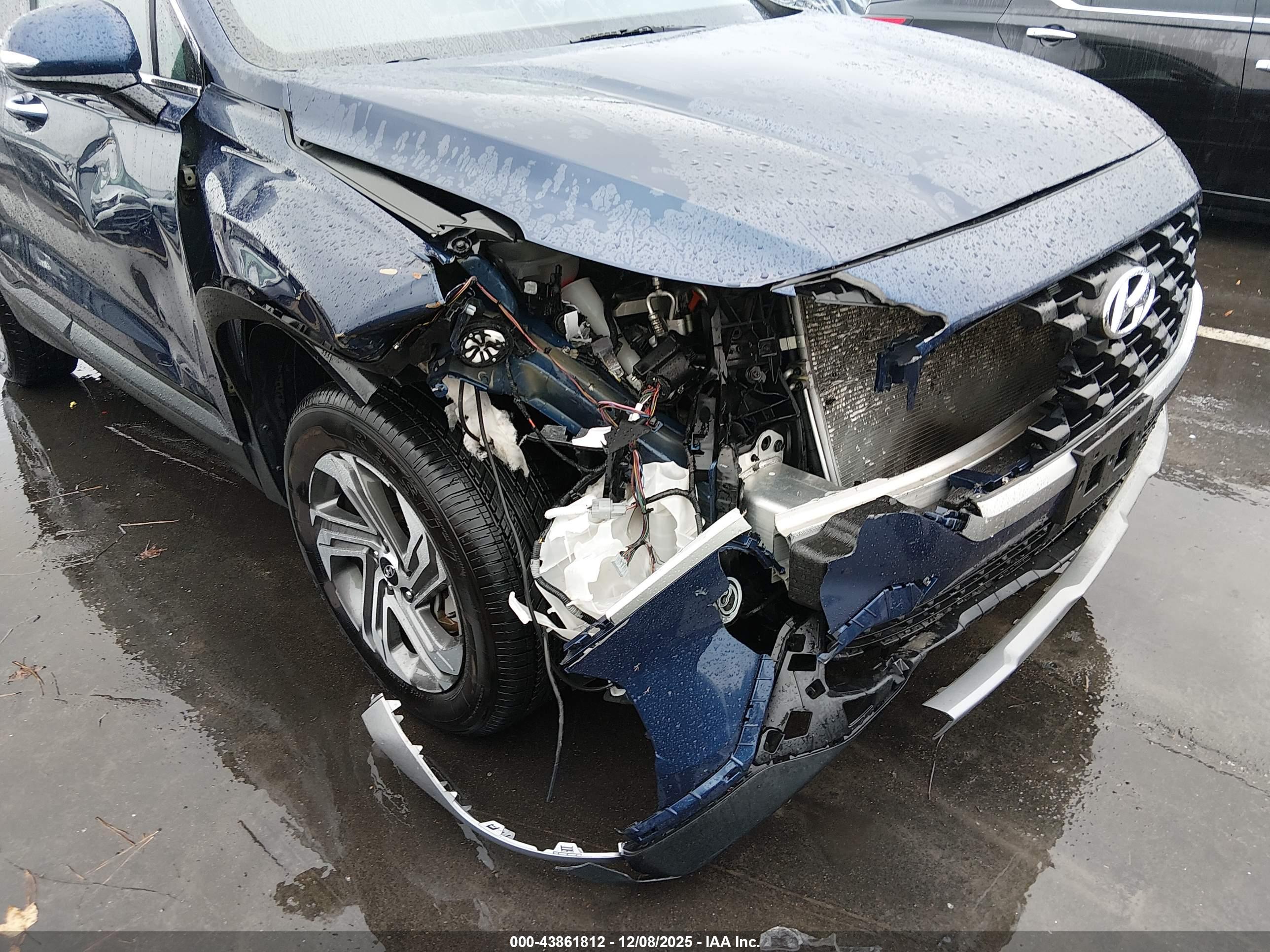 HYUNDAI SANTA image 6
