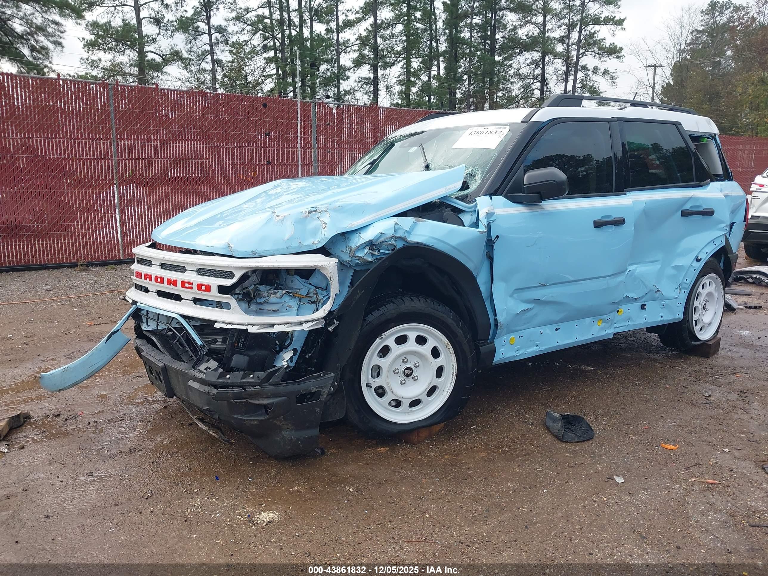 FORD BRONCO image 2