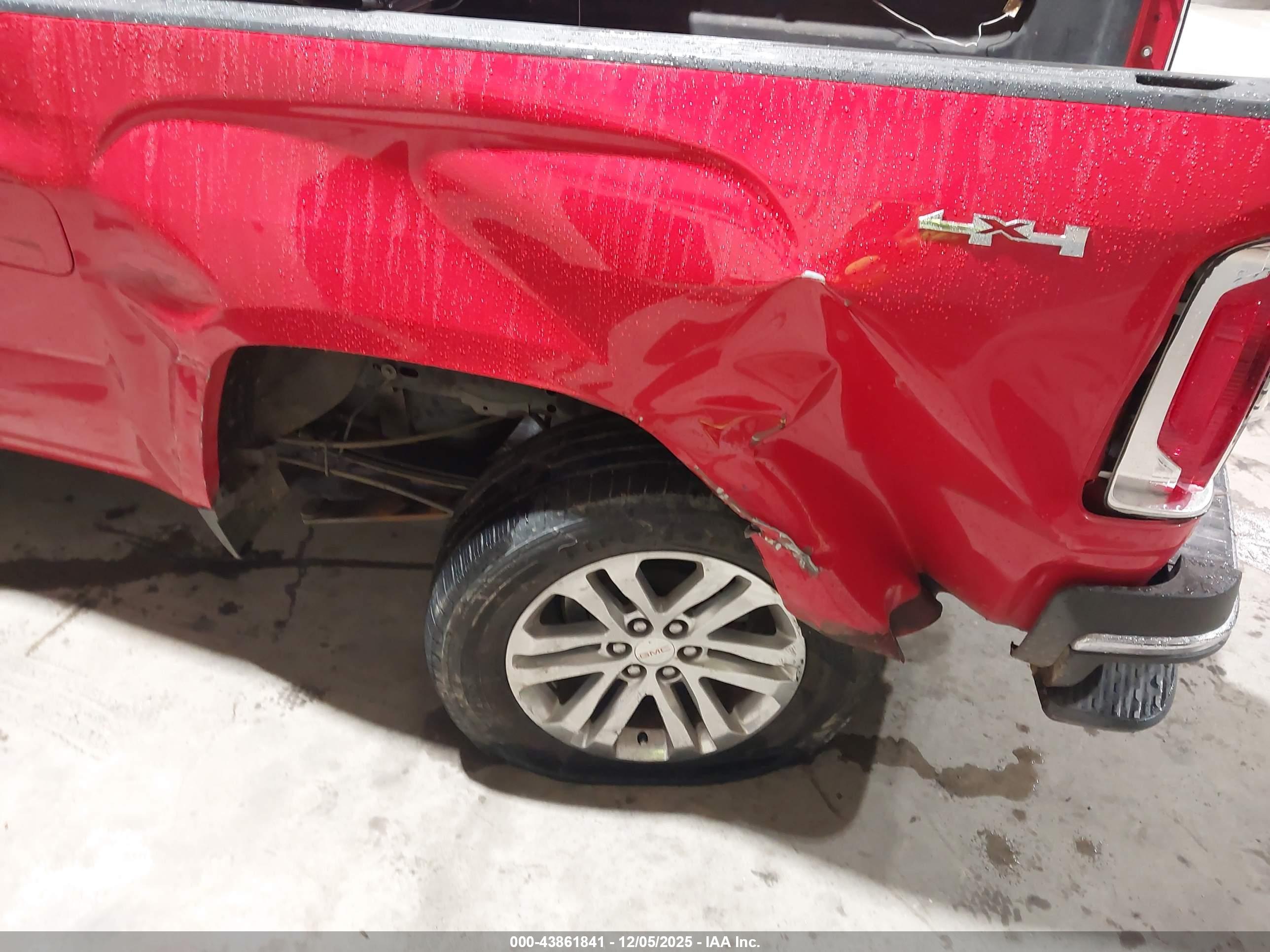 GMC CANYON image 6