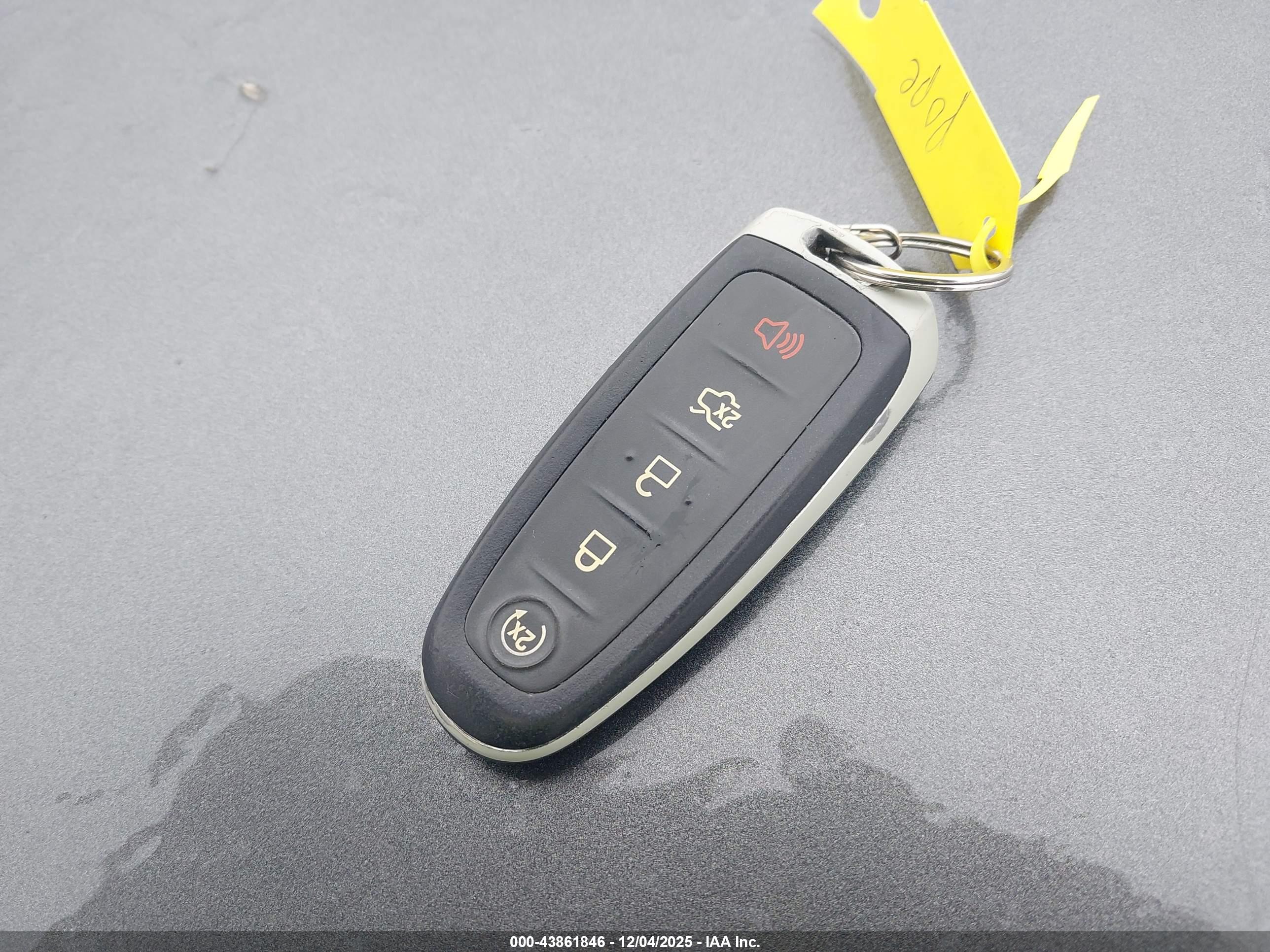 FORD ESCAPE image 11