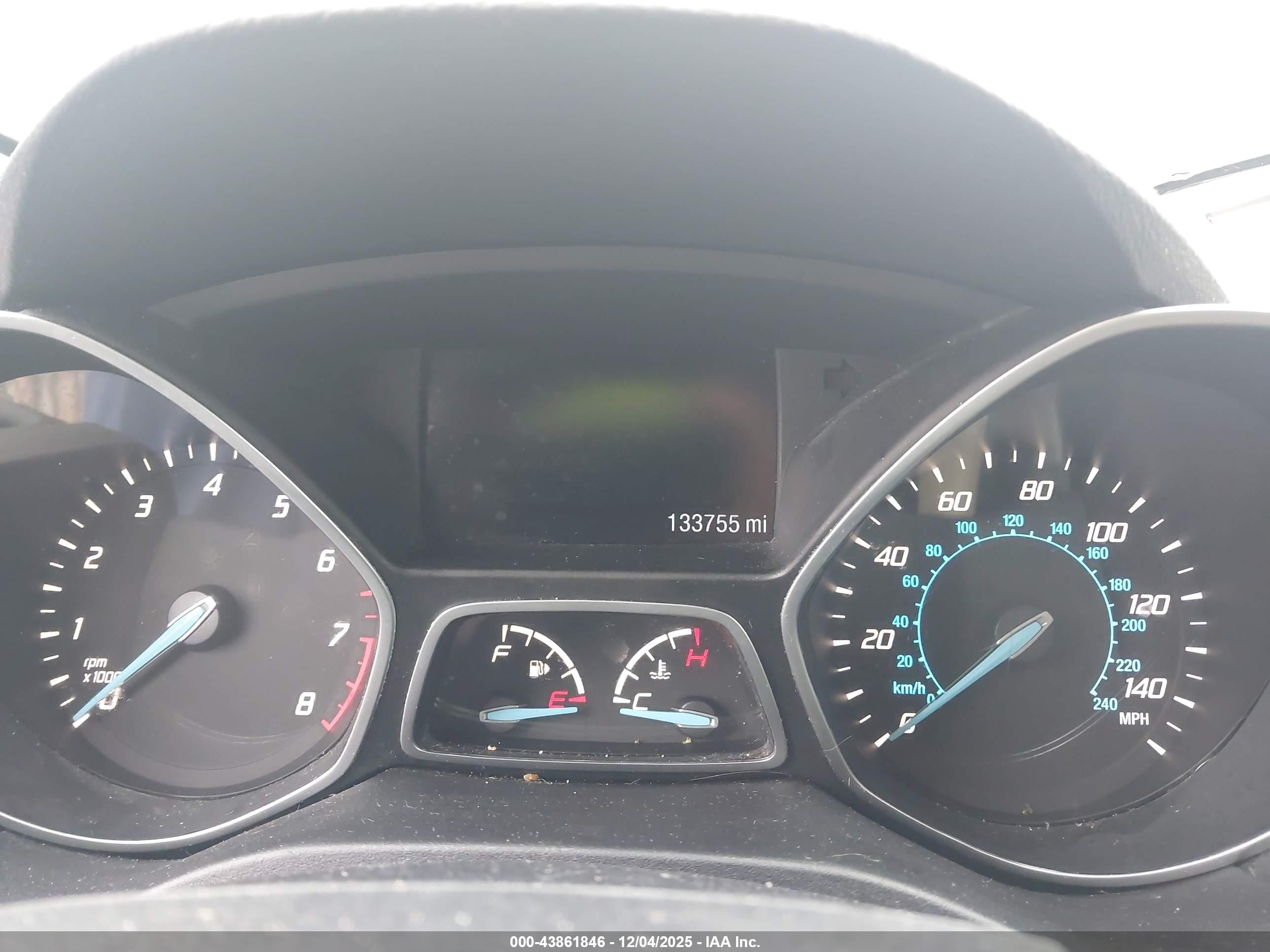 FORD ESCAPE image 7
