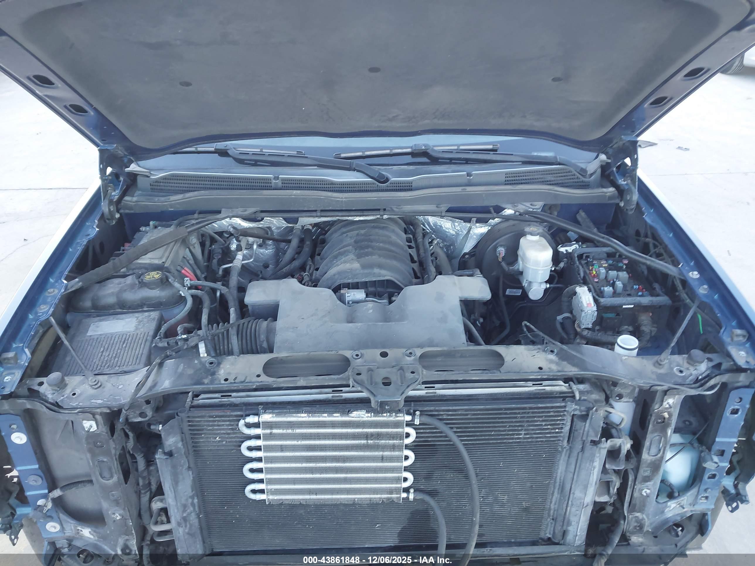 CHEVROLET SILVERADO image 10
