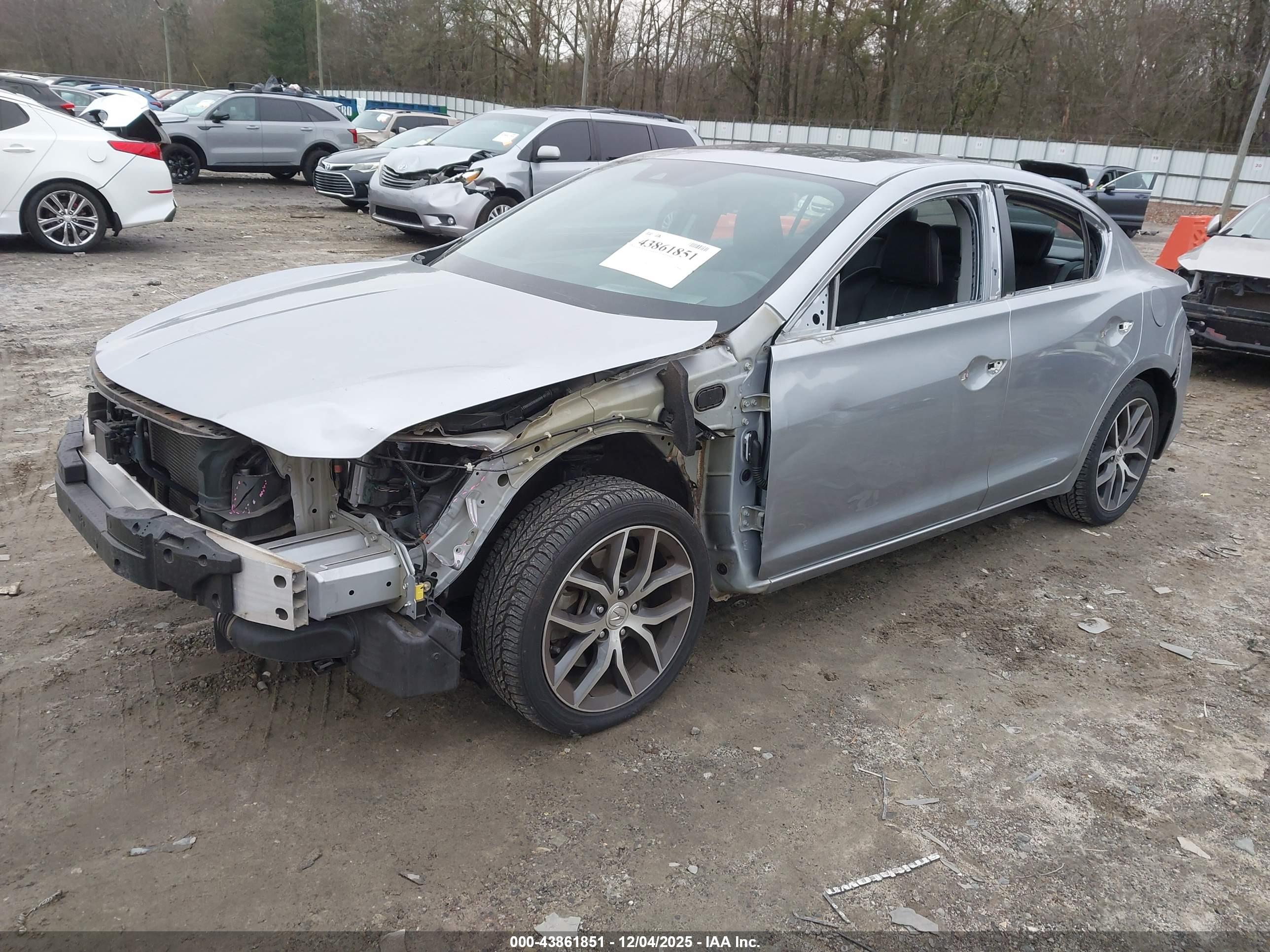 ACURA ILX image 2