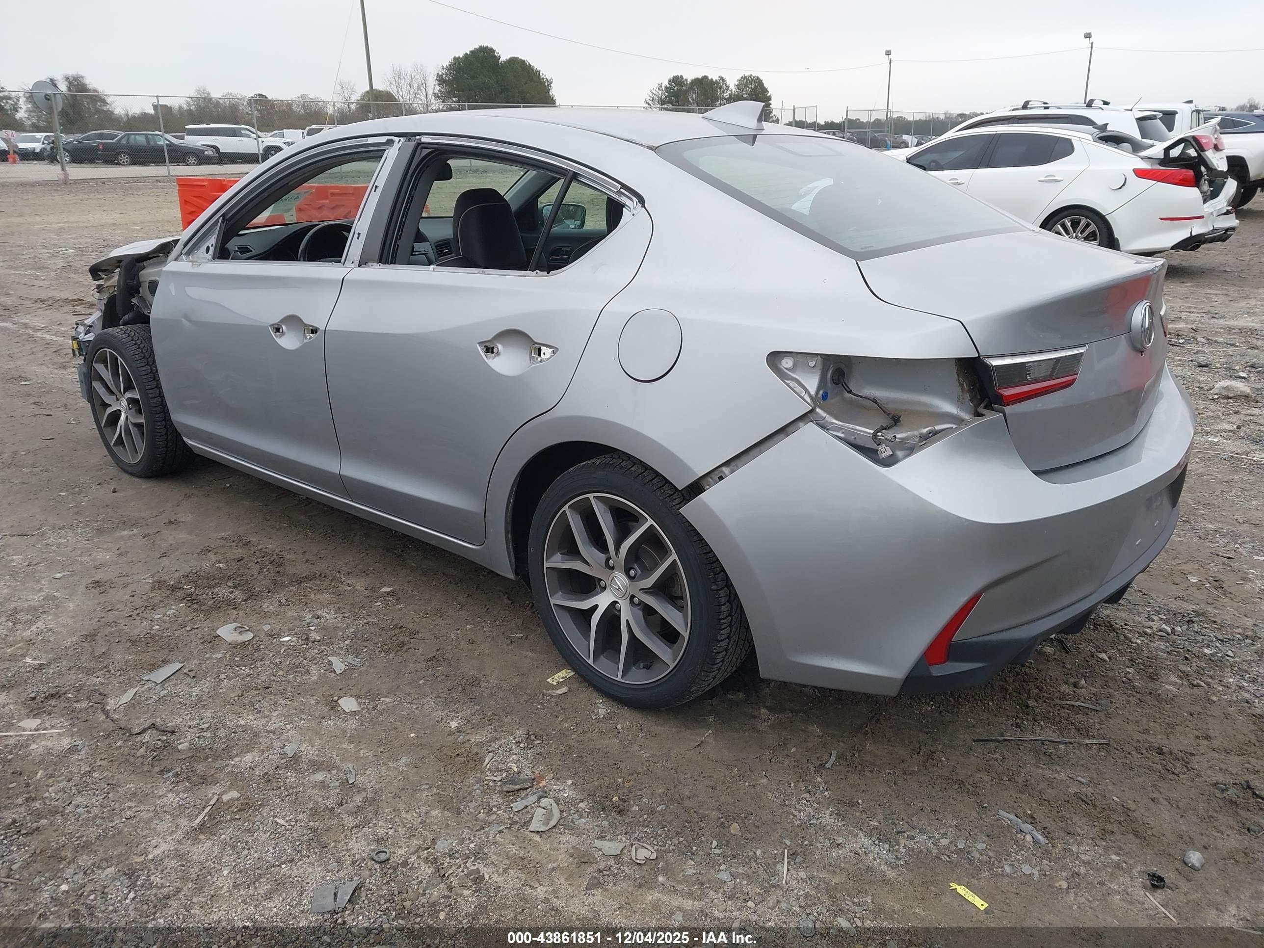 ACURA ILX image 3